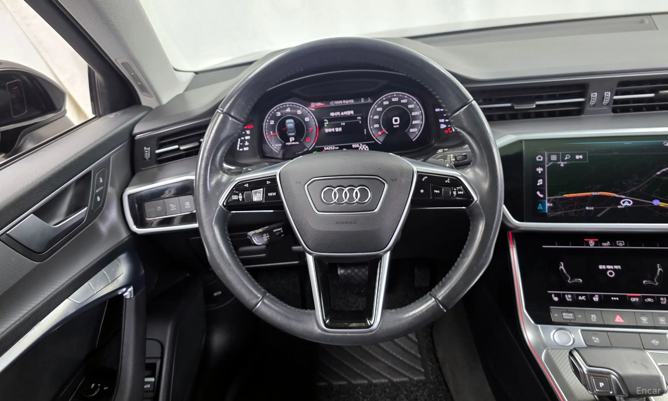 Audi A6 (C8) превью 13