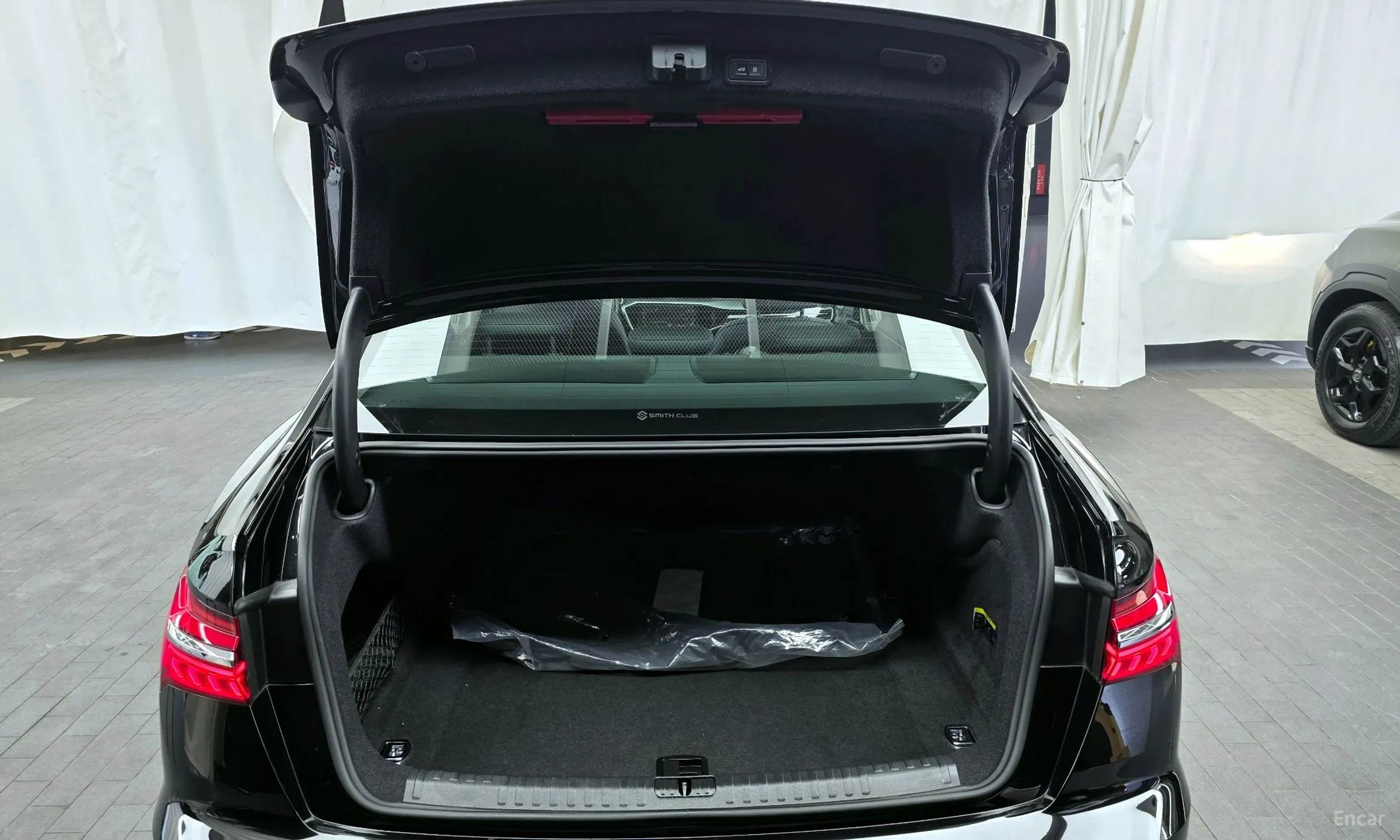 Audi A6 (C8) превью 20