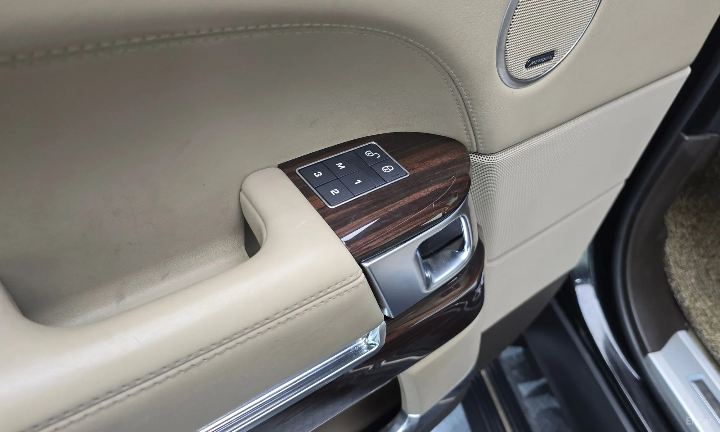 Land Rover Range Rover 4th Generation превью 14