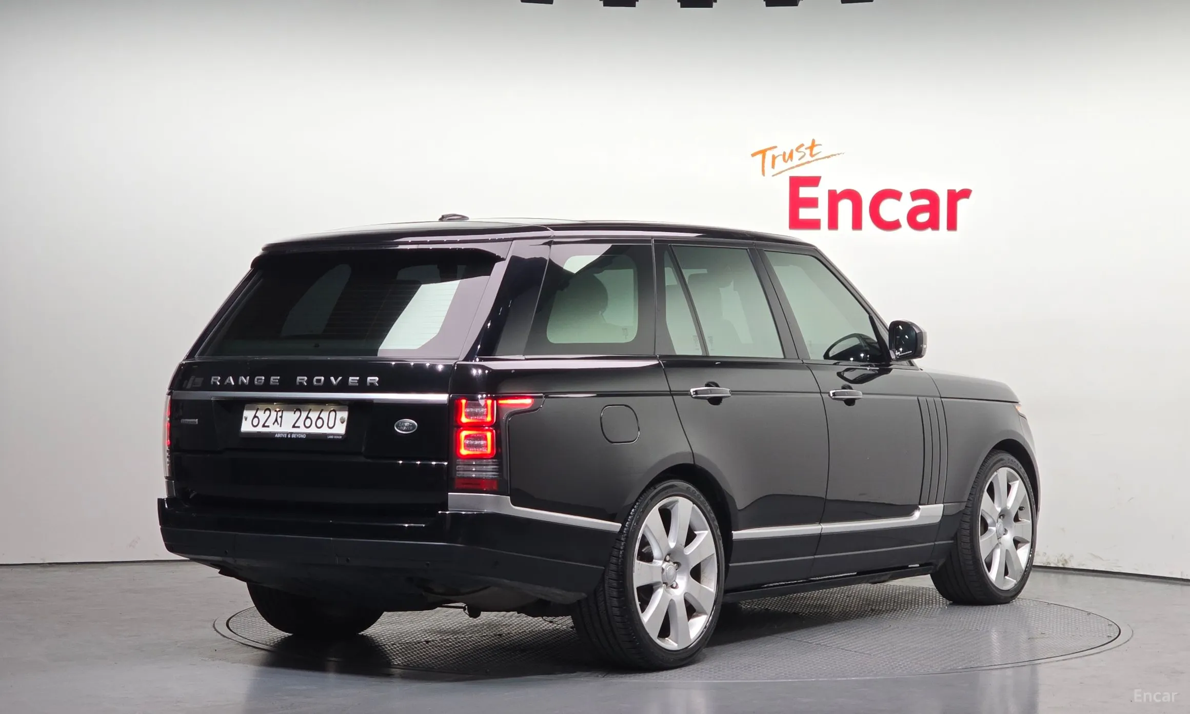 Land Rover Range Rover 4th Generation превью 2