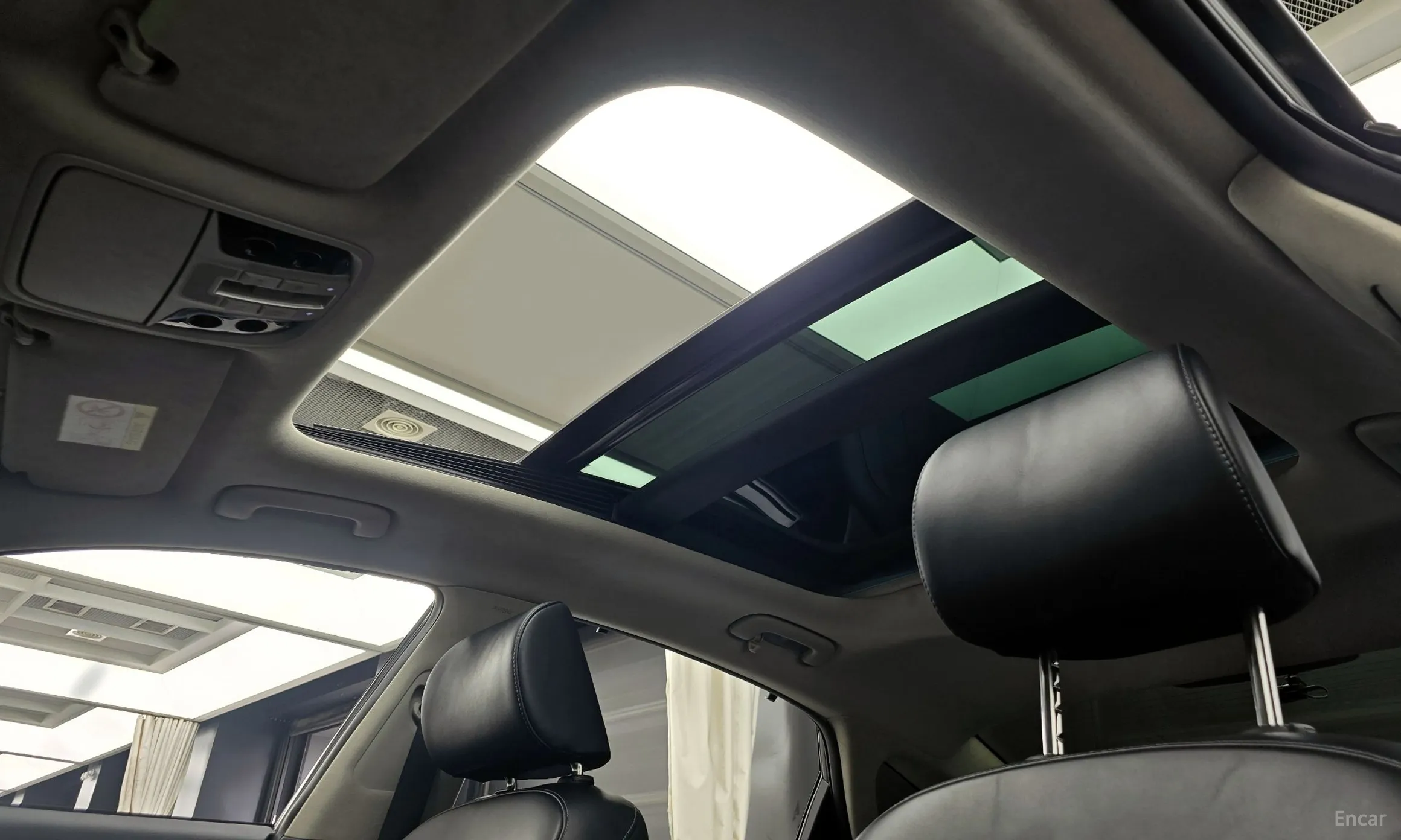Kia K7 Premier превью 17