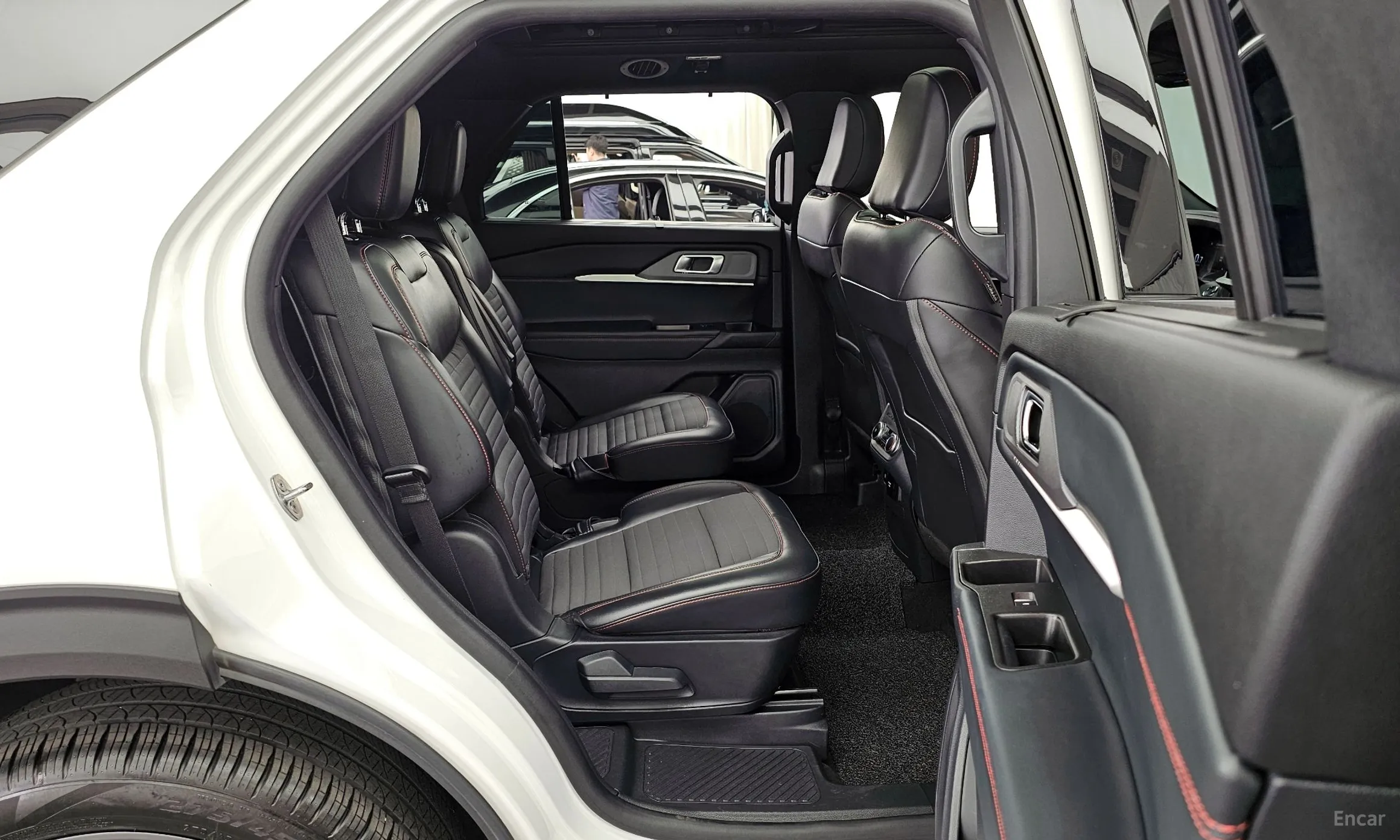 Ford Explorer 6th Generation превью 12