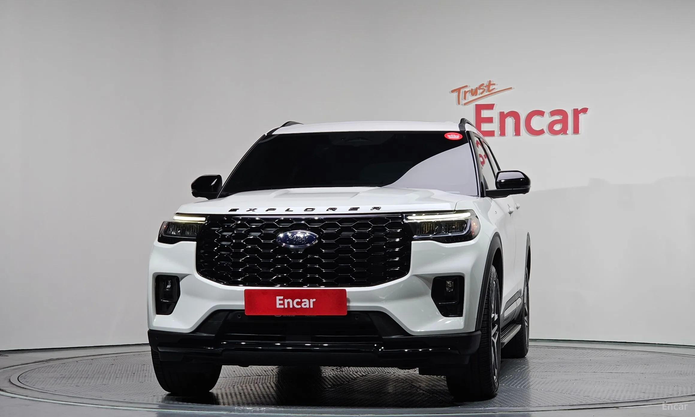 Ford Explorer 6th Generation превью 3