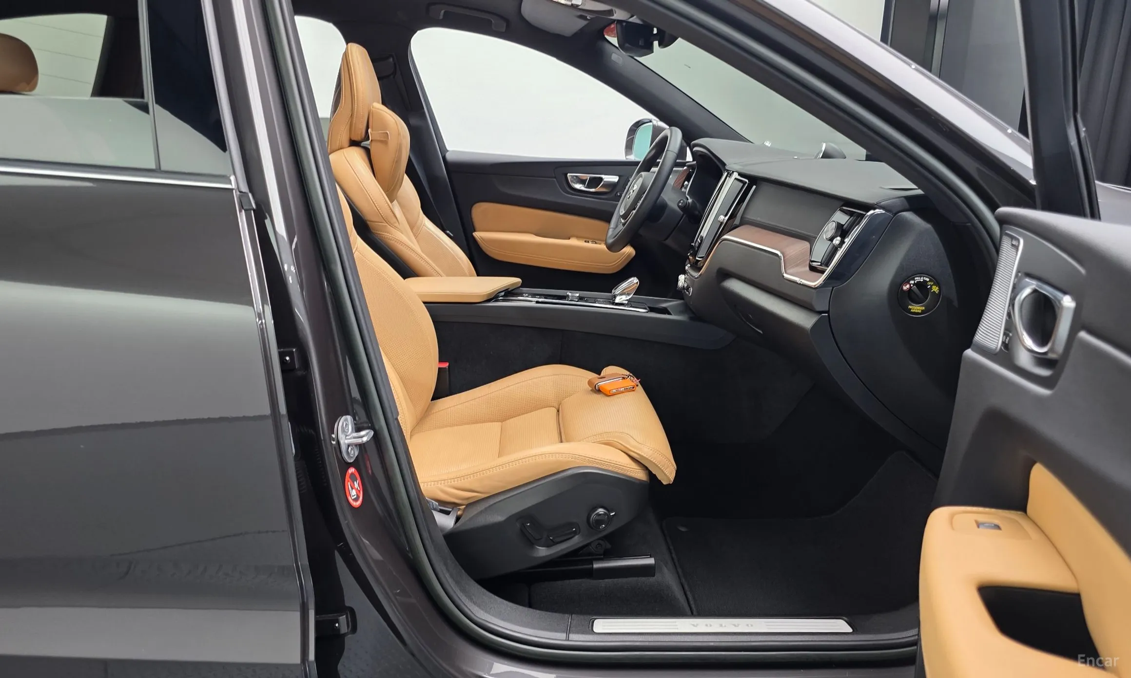Volvo XC60 Gen 2 превью 10