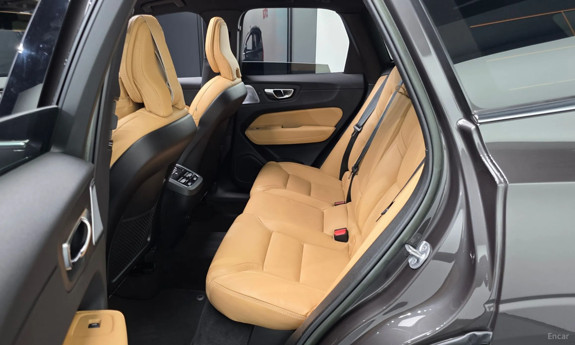 Volvo XC60 Gen 2 превью 12