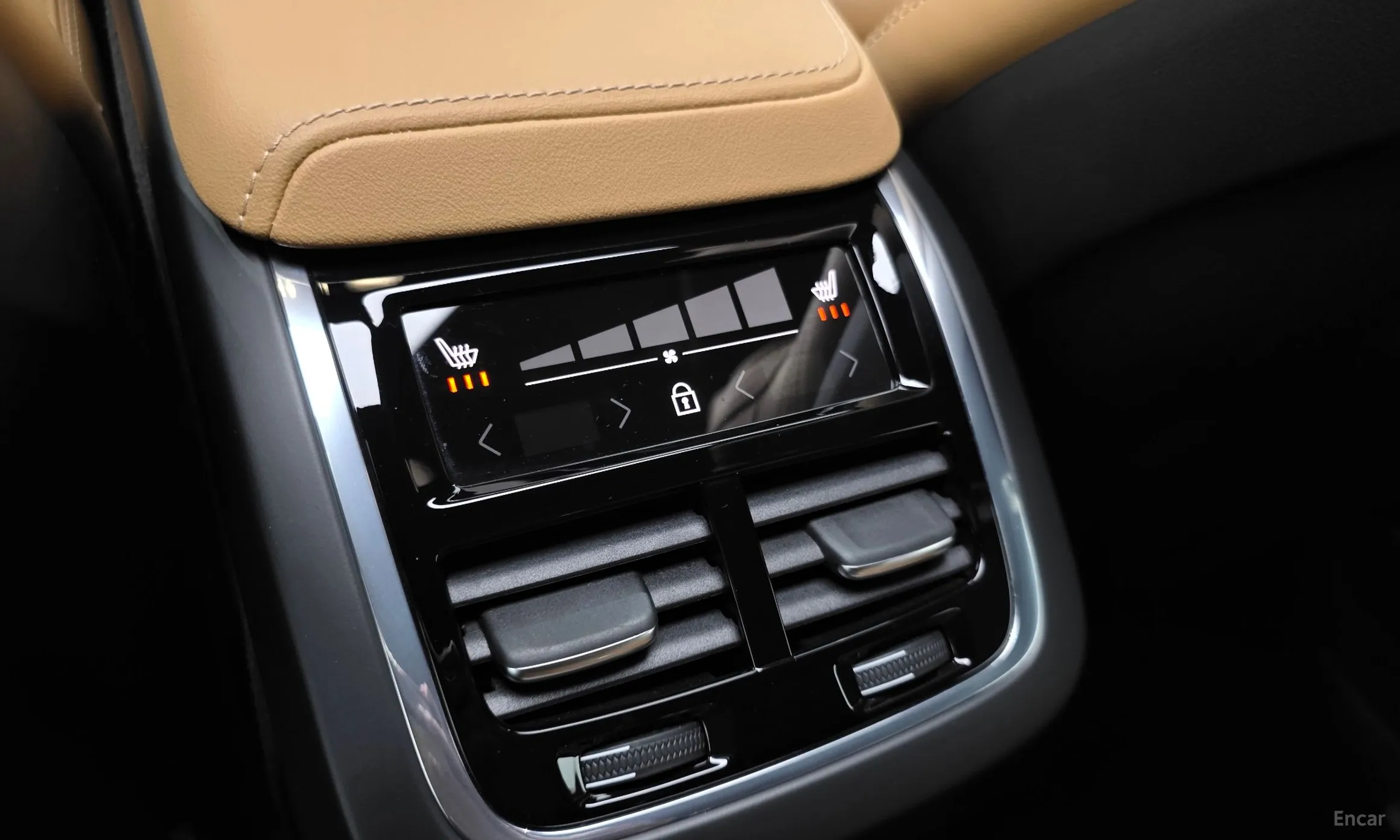 Volvo XC60 Gen 2 превью 17