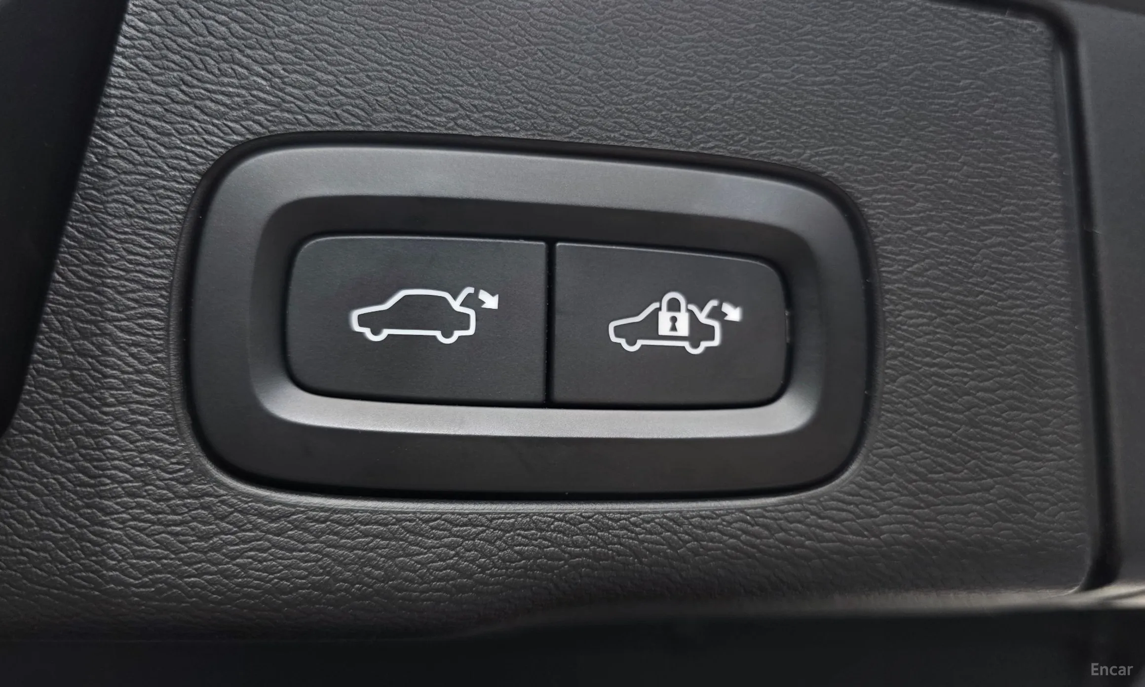 Volvo XC60 Gen 2 превью 20