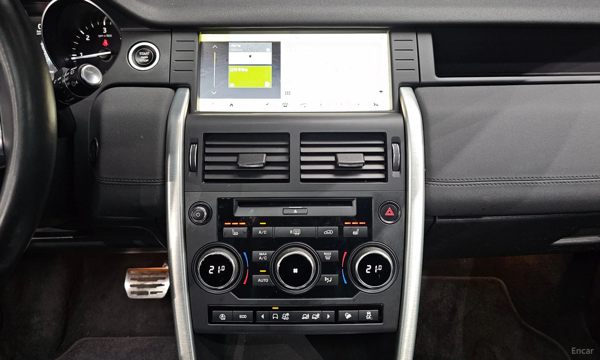 Land Rover Discovery Sports превью 14