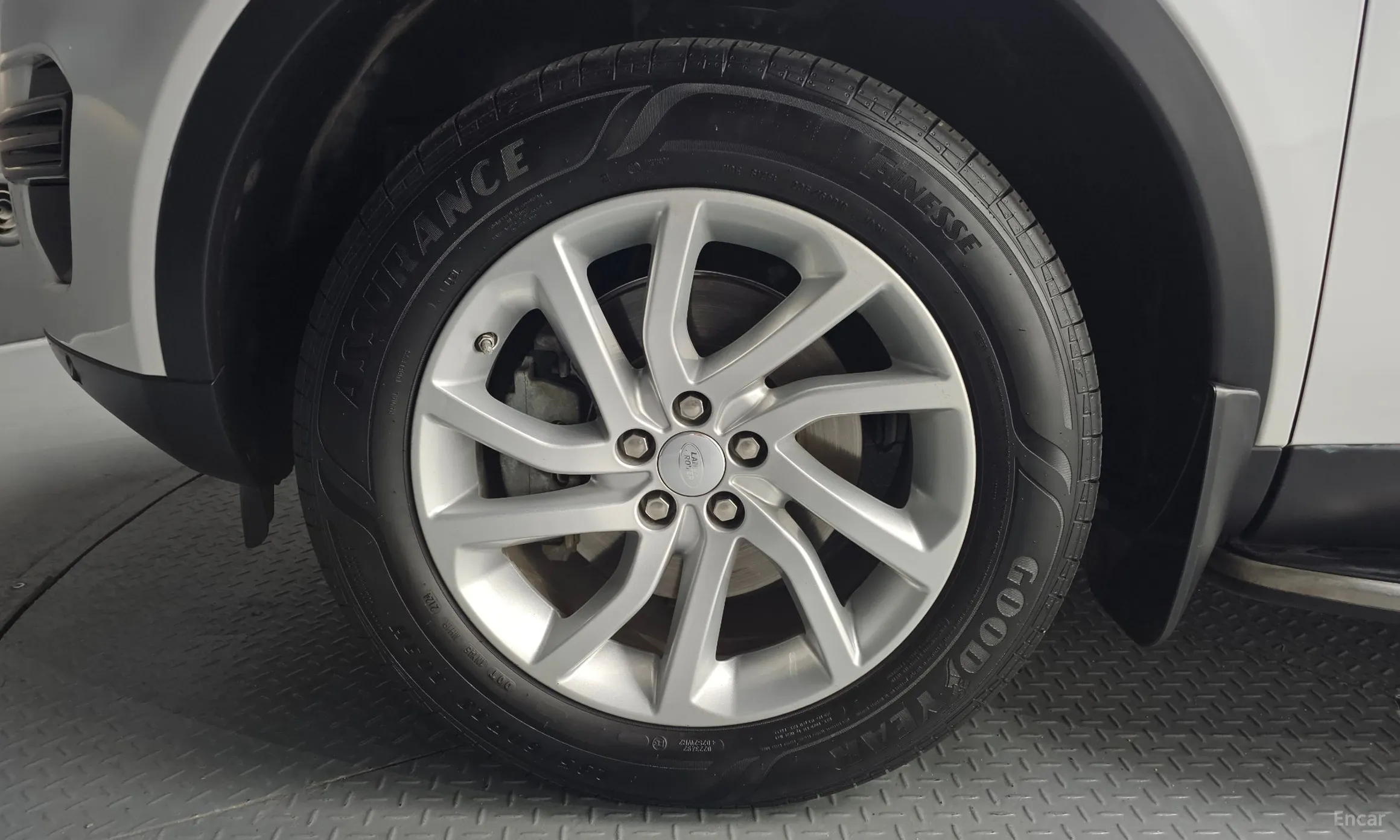 Land Rover Discovery Sports превью 5