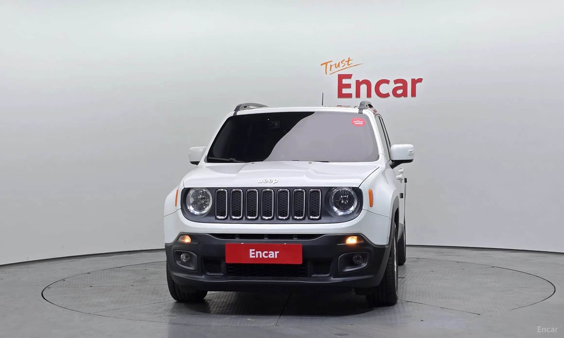 Jeep Renegade превью 3