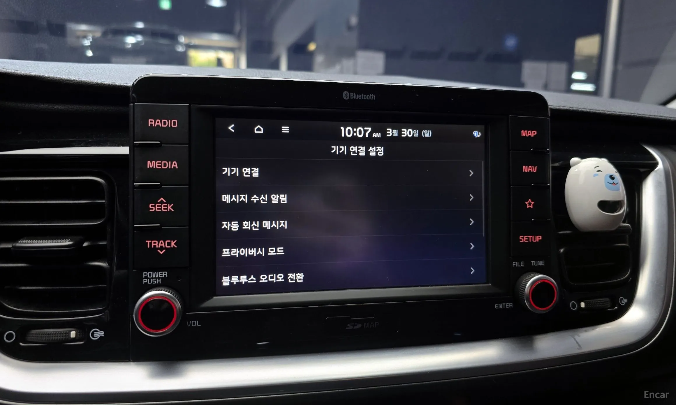 Kia Stonic превью 16