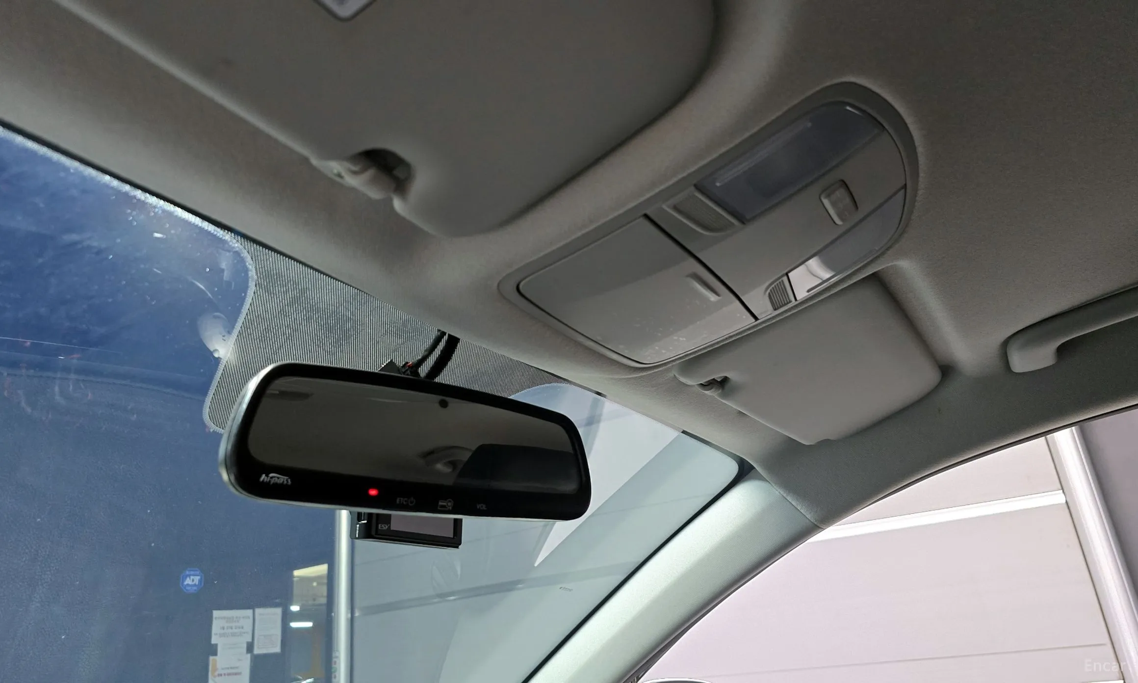 Kia Stonic превью 18