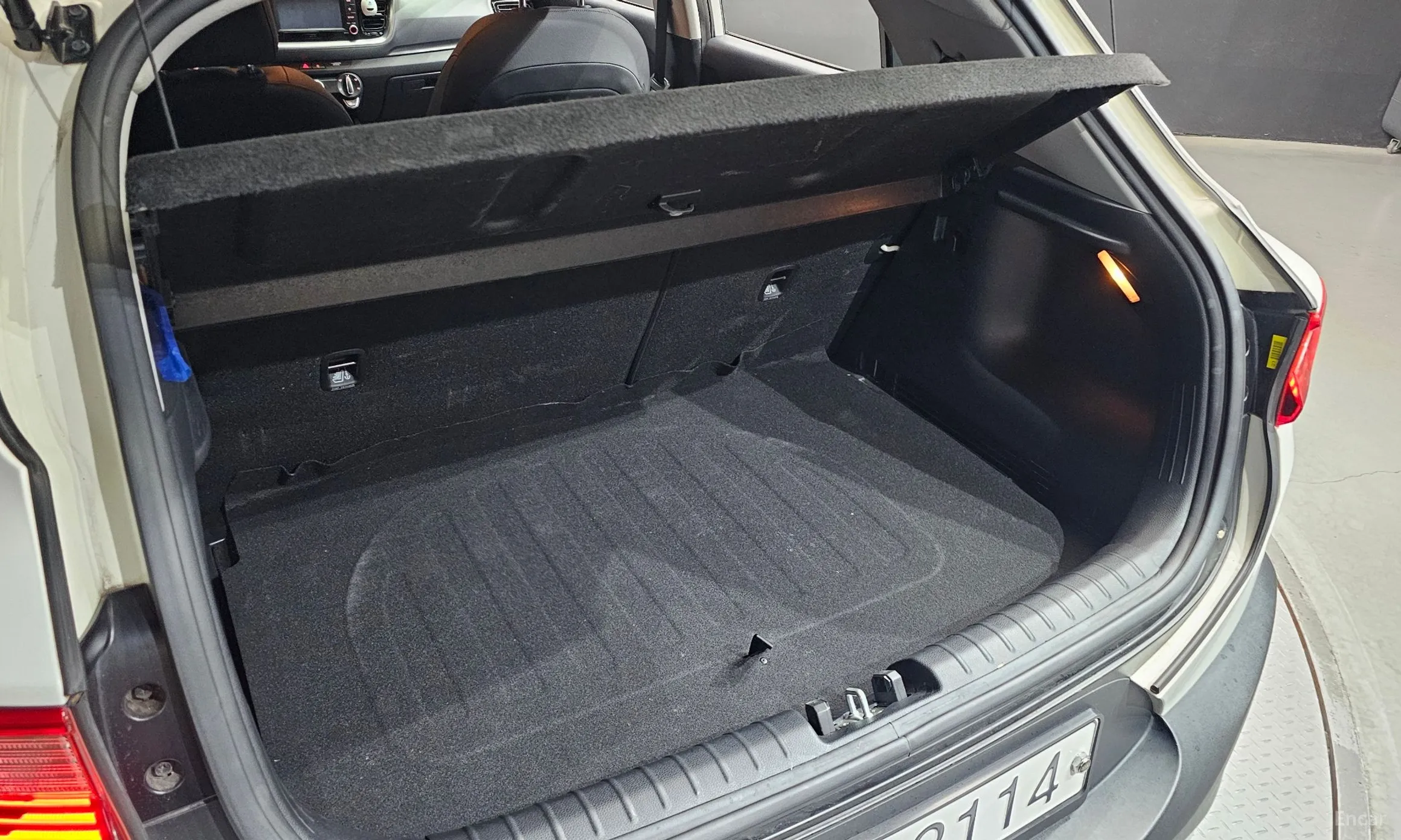 Kia Stonic превью 20