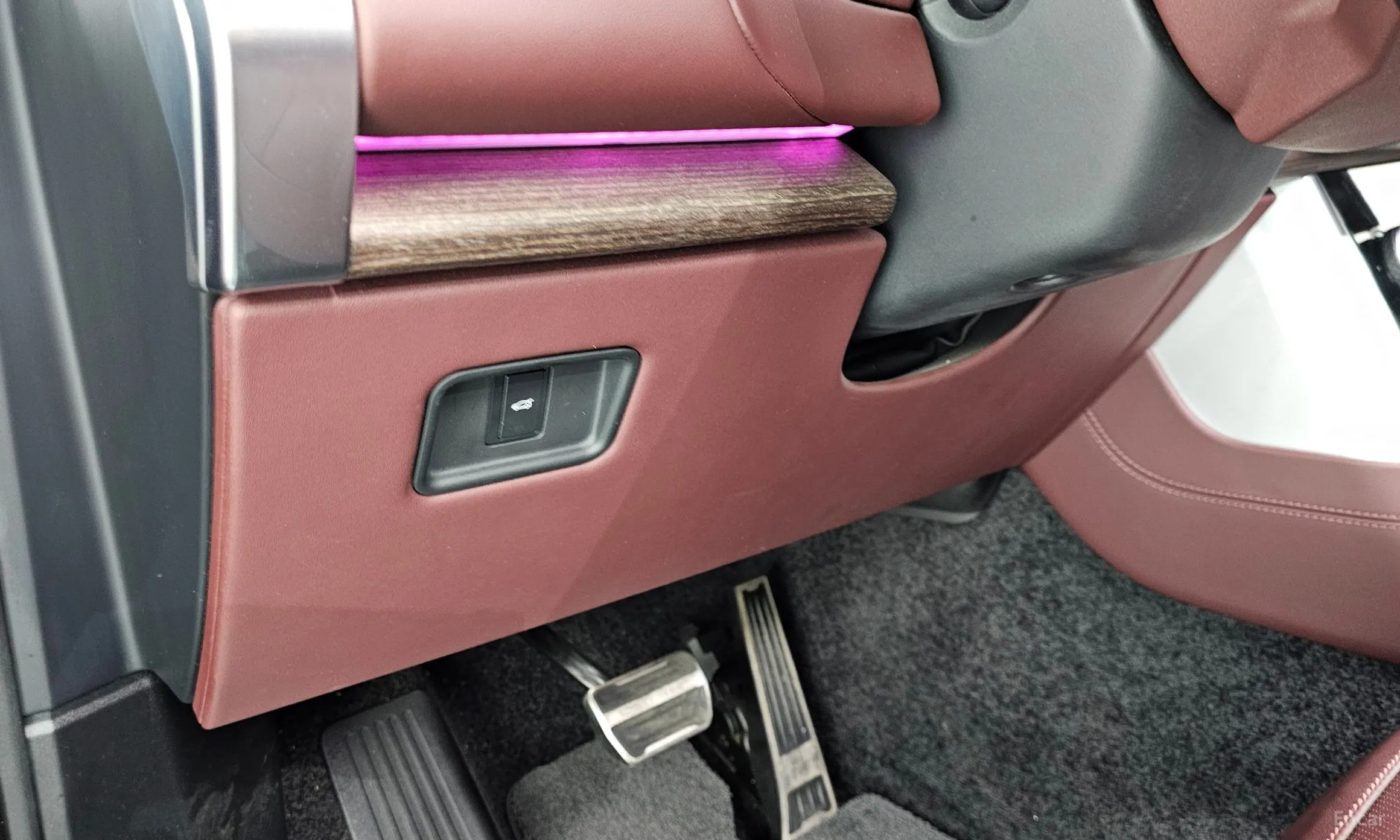Land Rover Range Rover 5th Generation превью 13