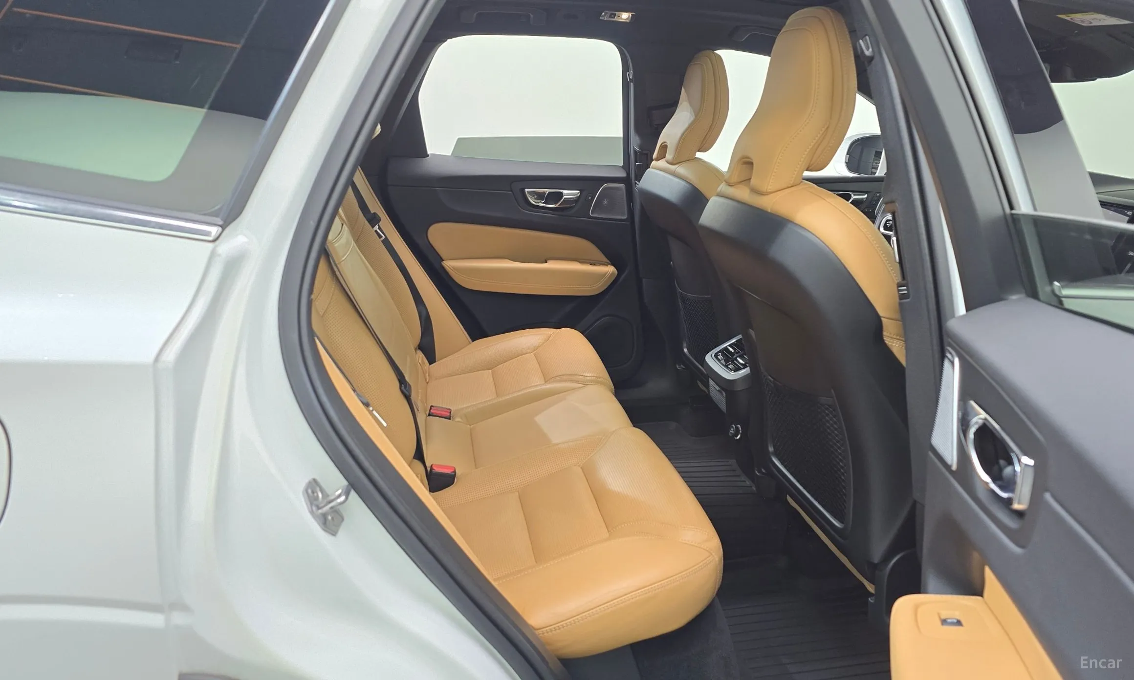Volvo XC60 Gen 2 превью 12