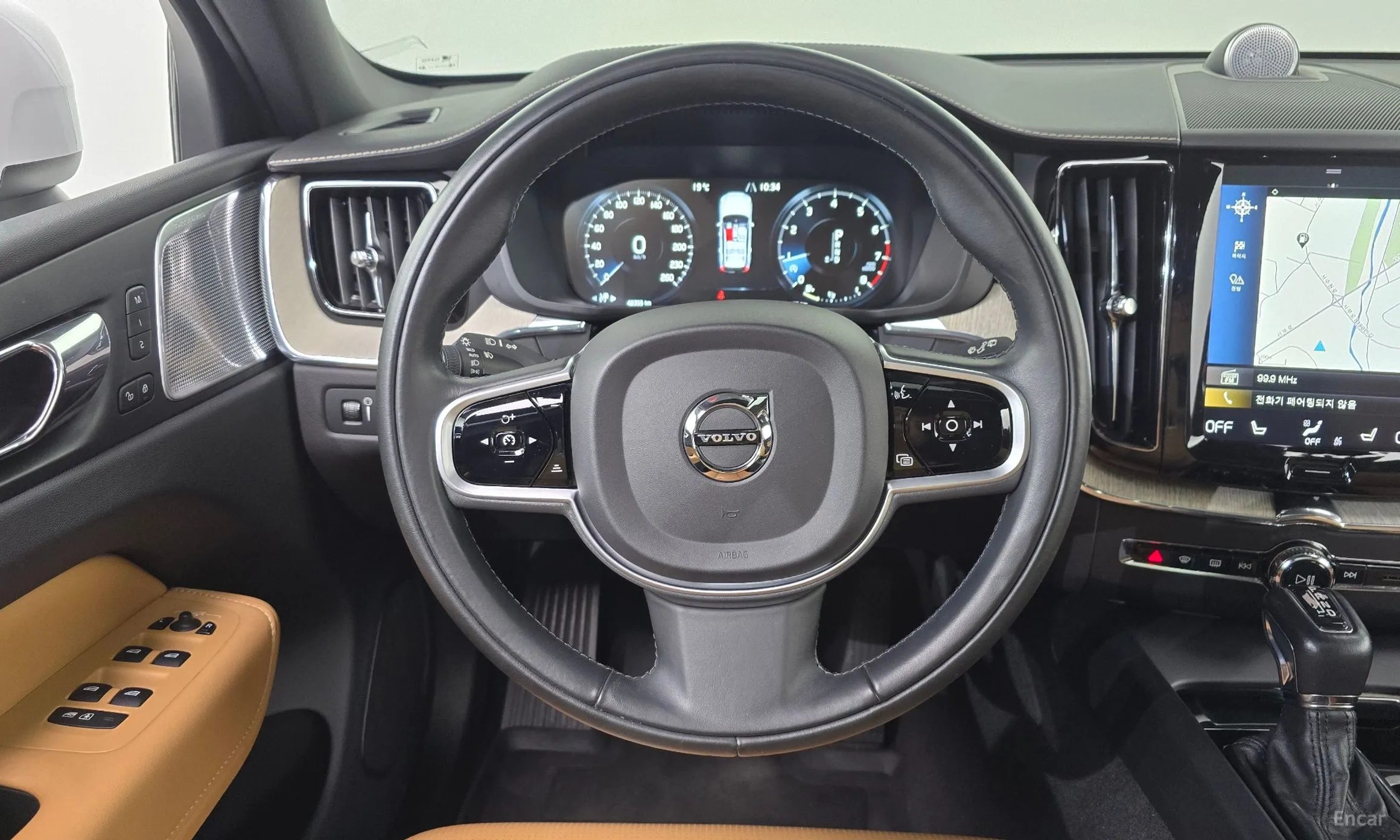 Volvo XC60 Gen 2 превью 13
