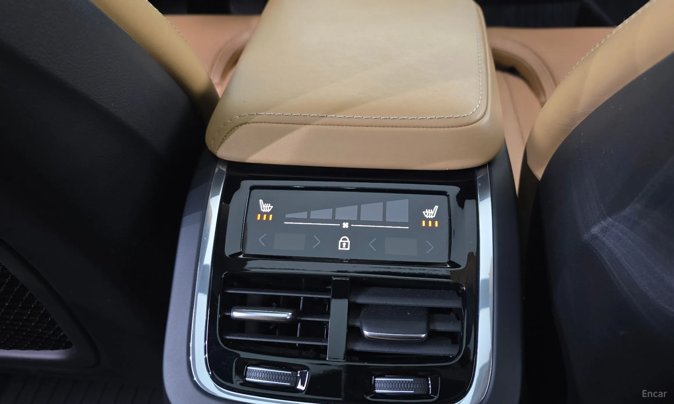 Volvo XC60 Gen 2 превью 18