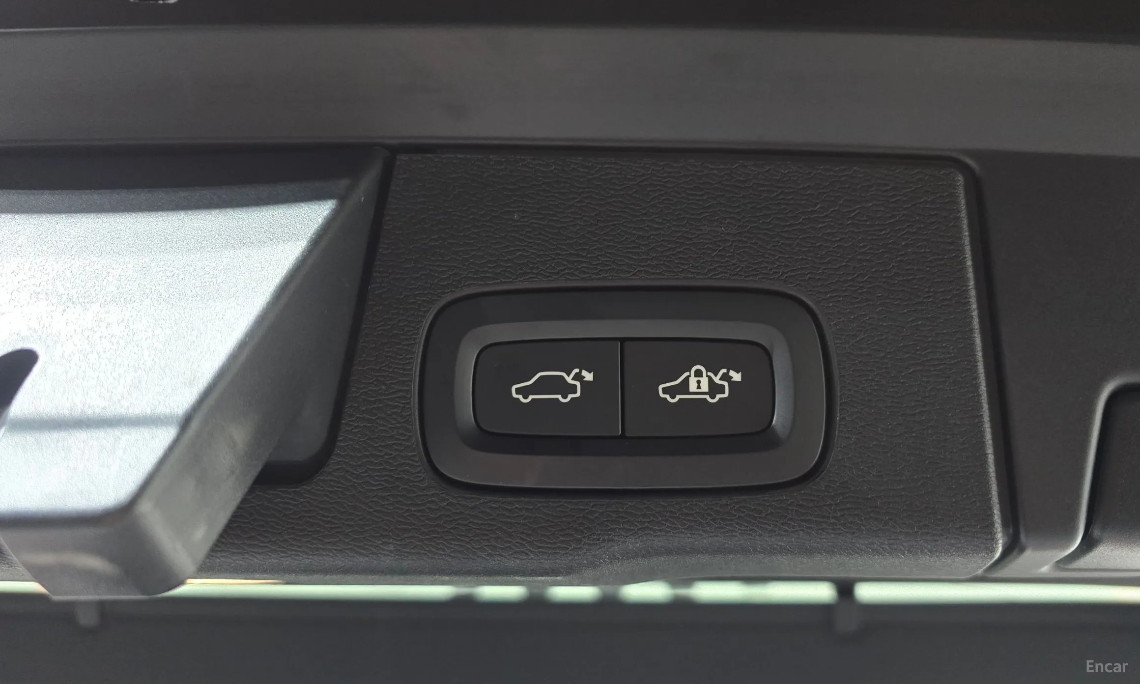 Volvo XC60 Gen 2 превью 20