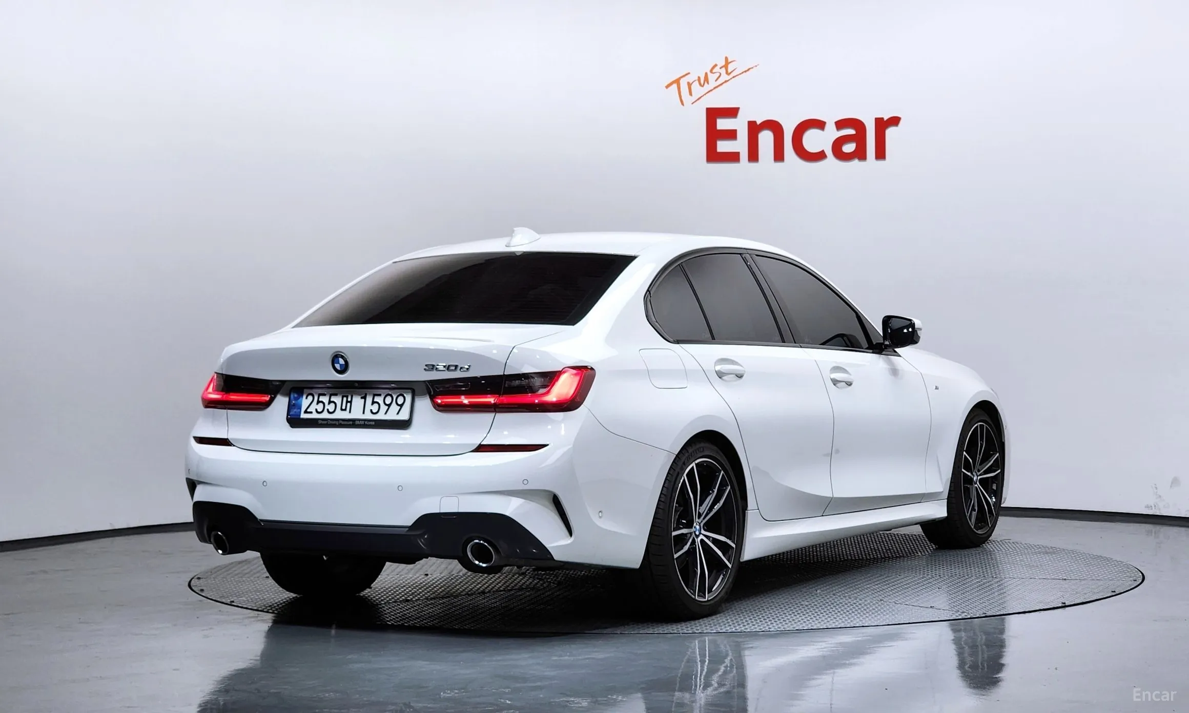 BMW 3 Series (G20) превью 2