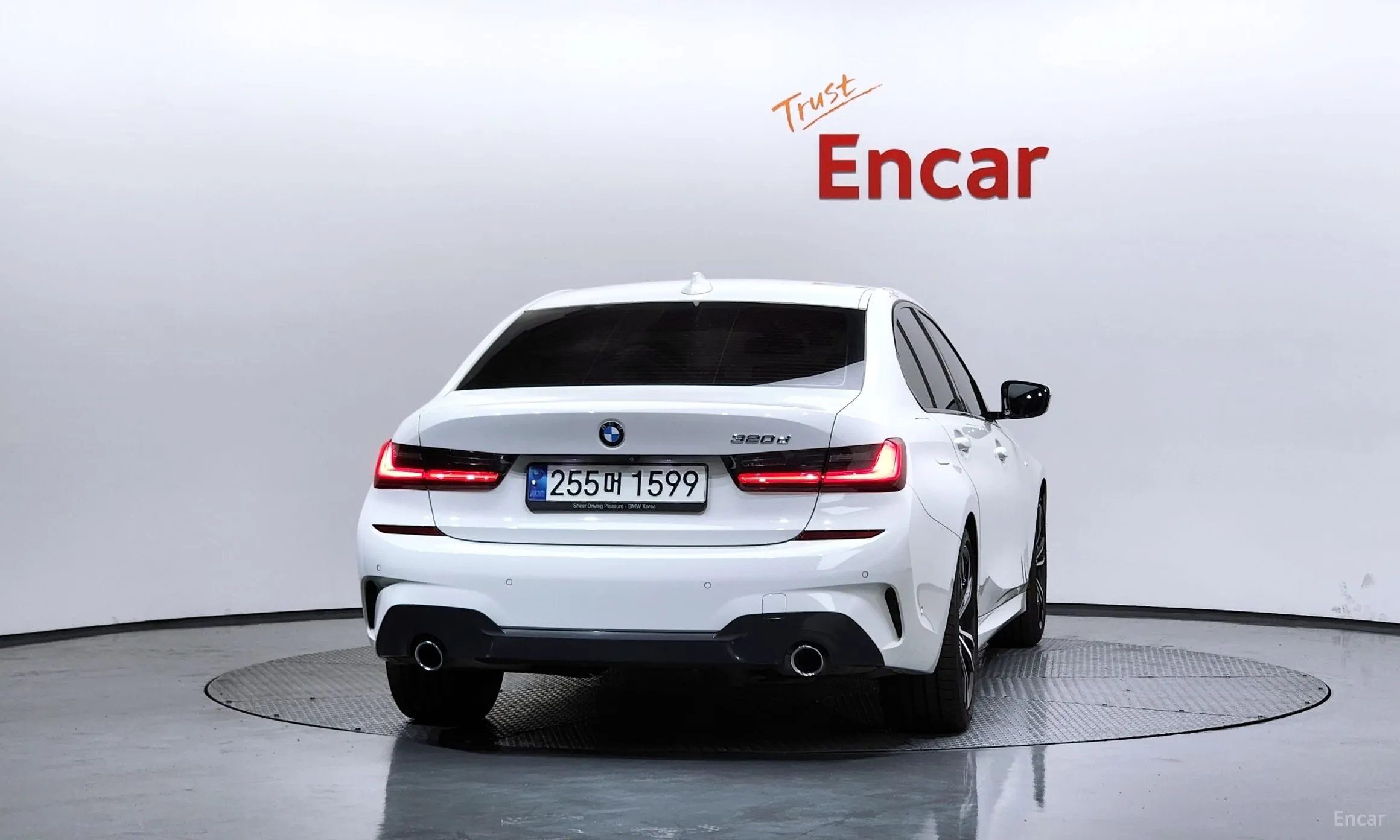 BMW 3 Series (G20) превью 4