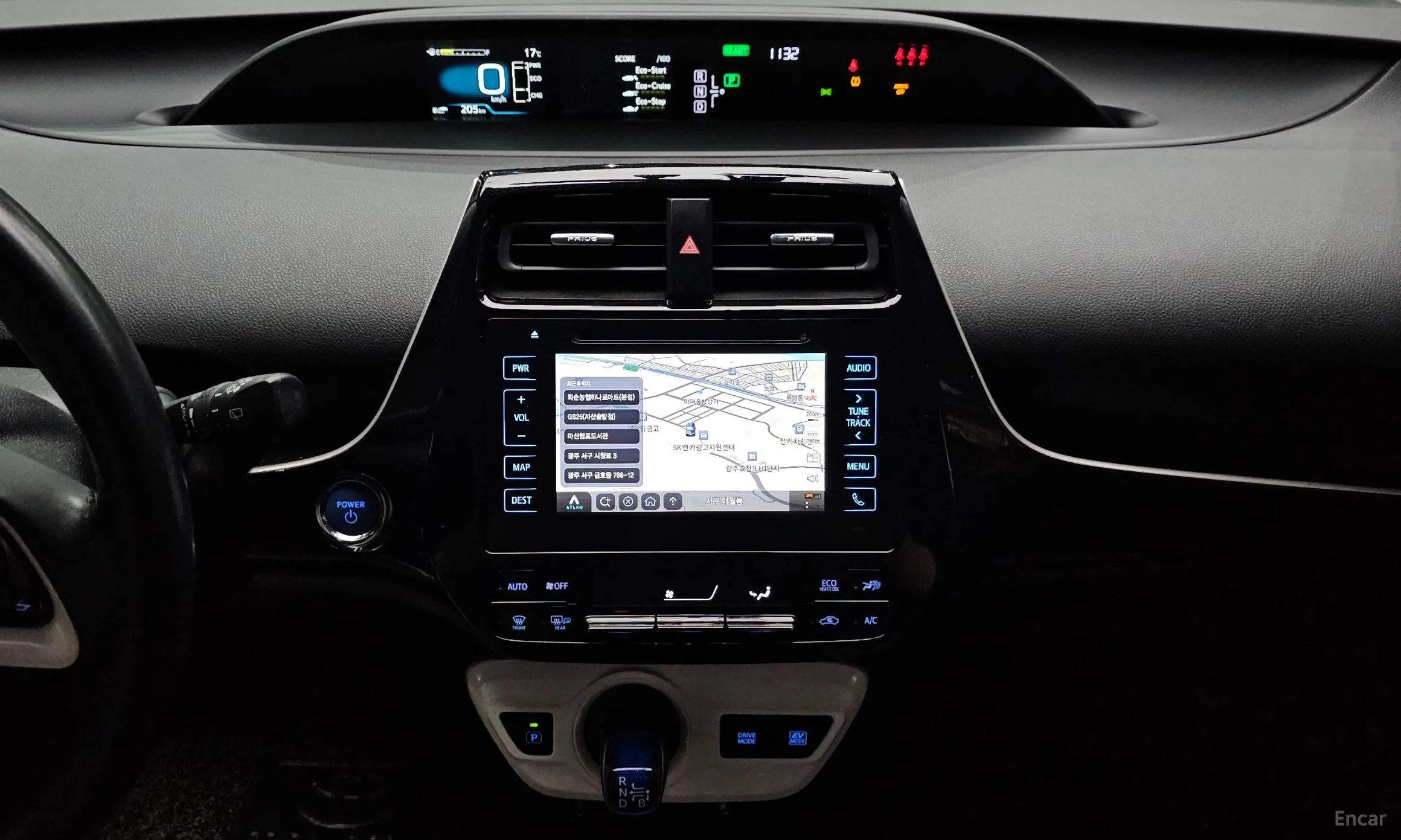 Toyota Prius 4th Generation превью 15