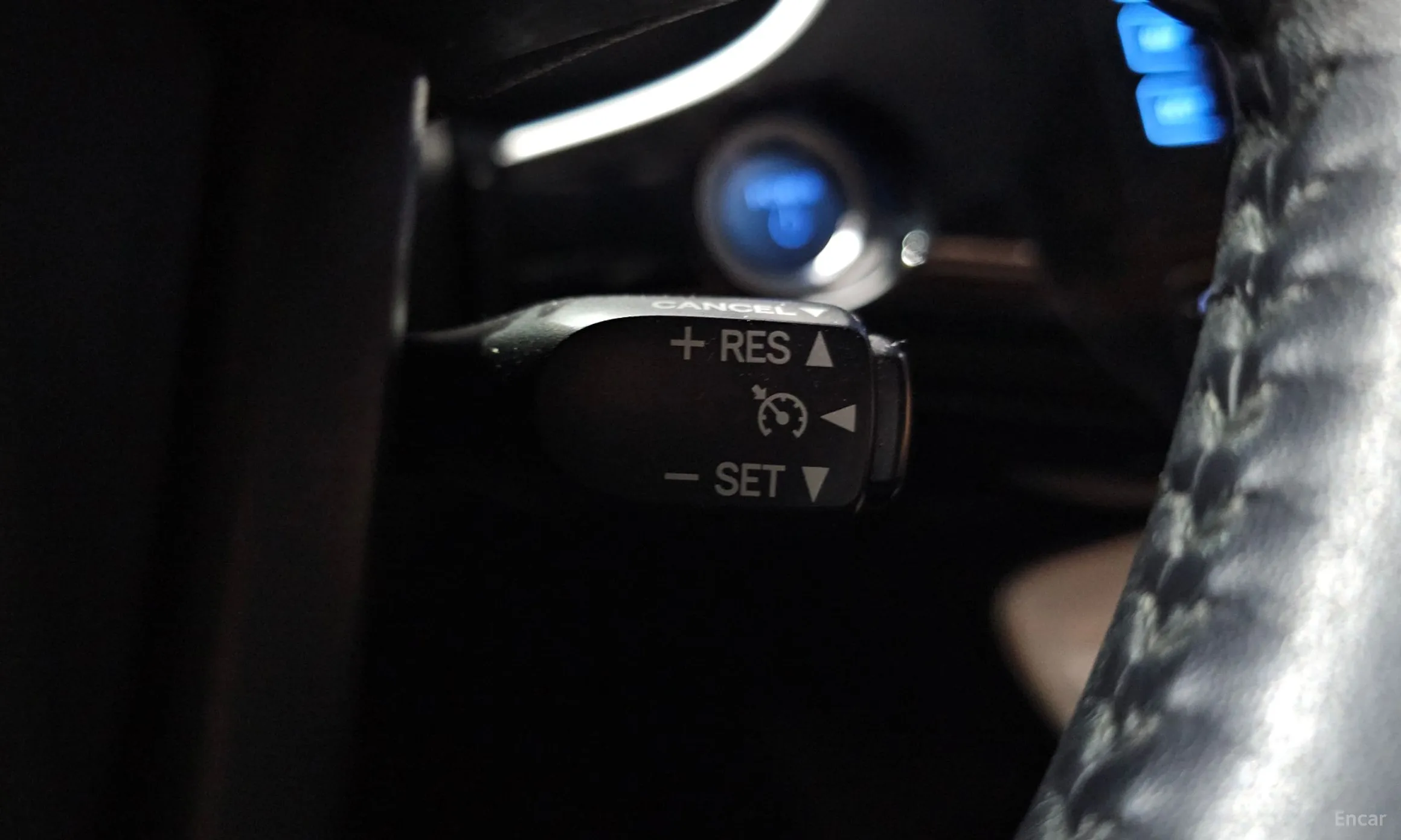 Toyota Prius 4th Generation превью 19