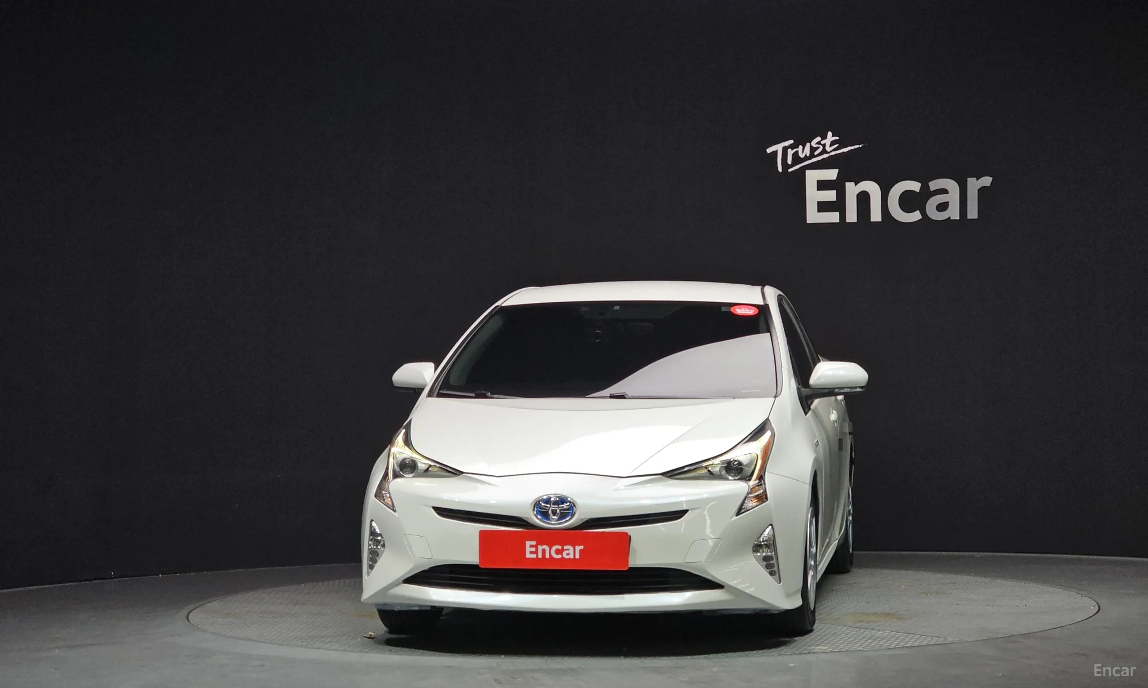 Toyota Prius 4th Generation превью 3
