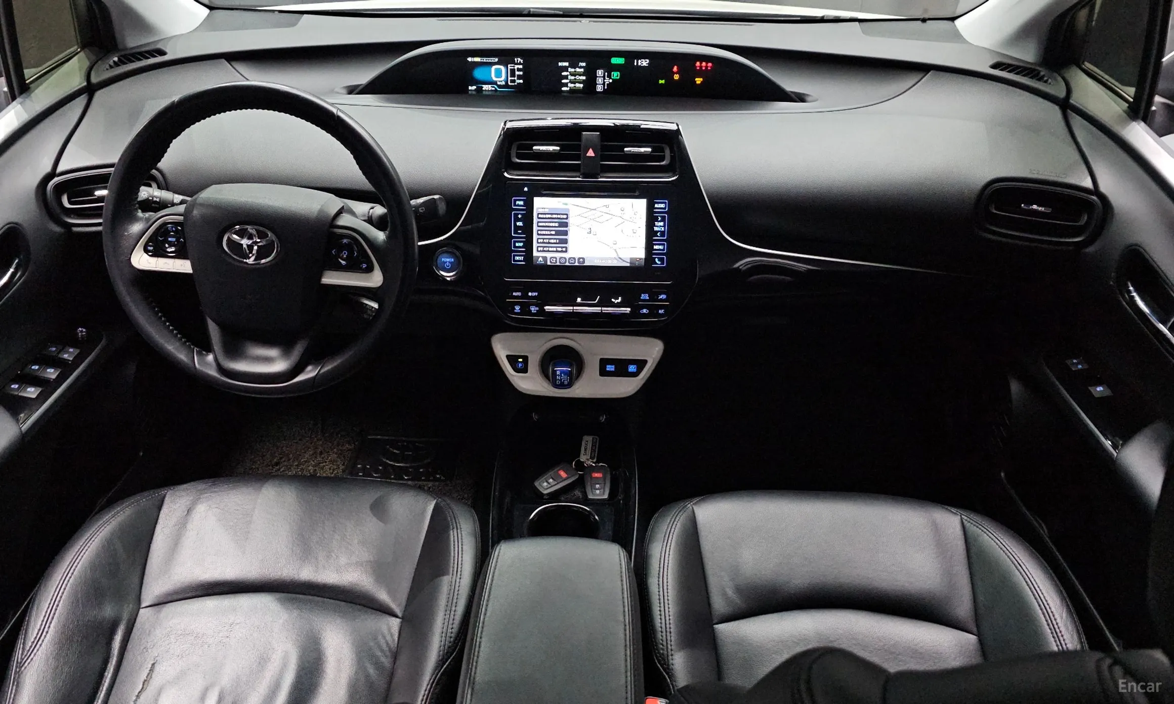 Toyota Prius 4th Generation превью 7