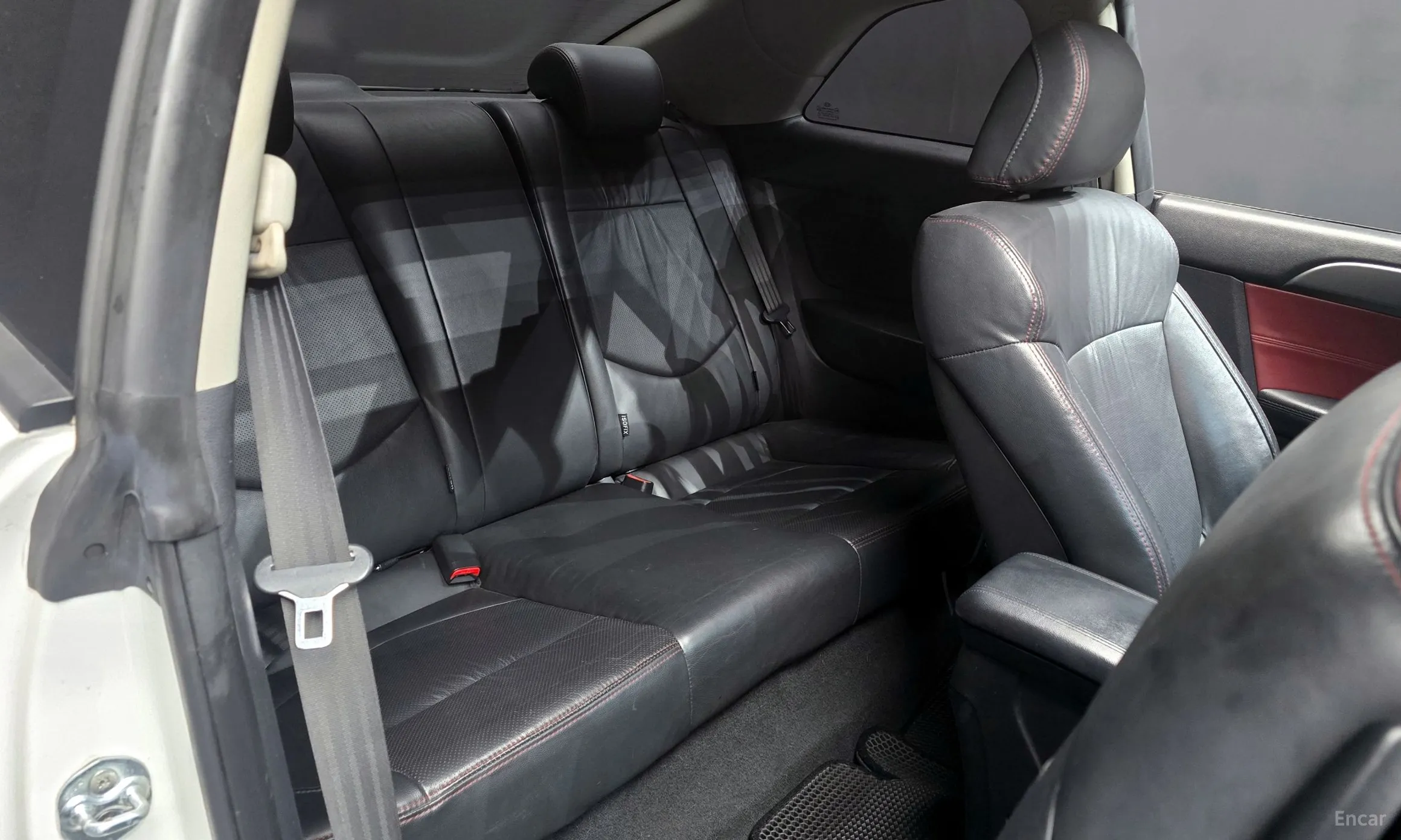 Kia Forte Coop превью 12