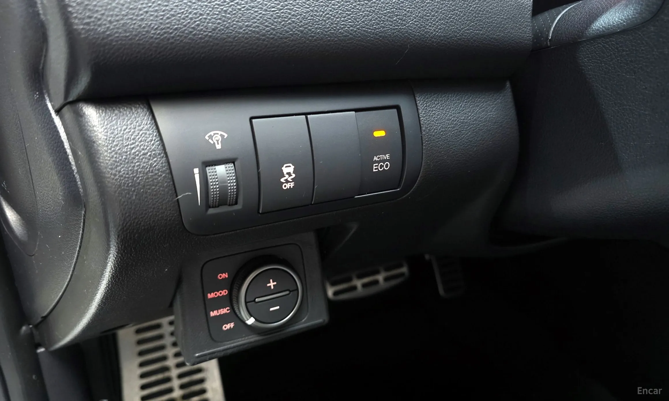 Kia Forte Coop превью 13