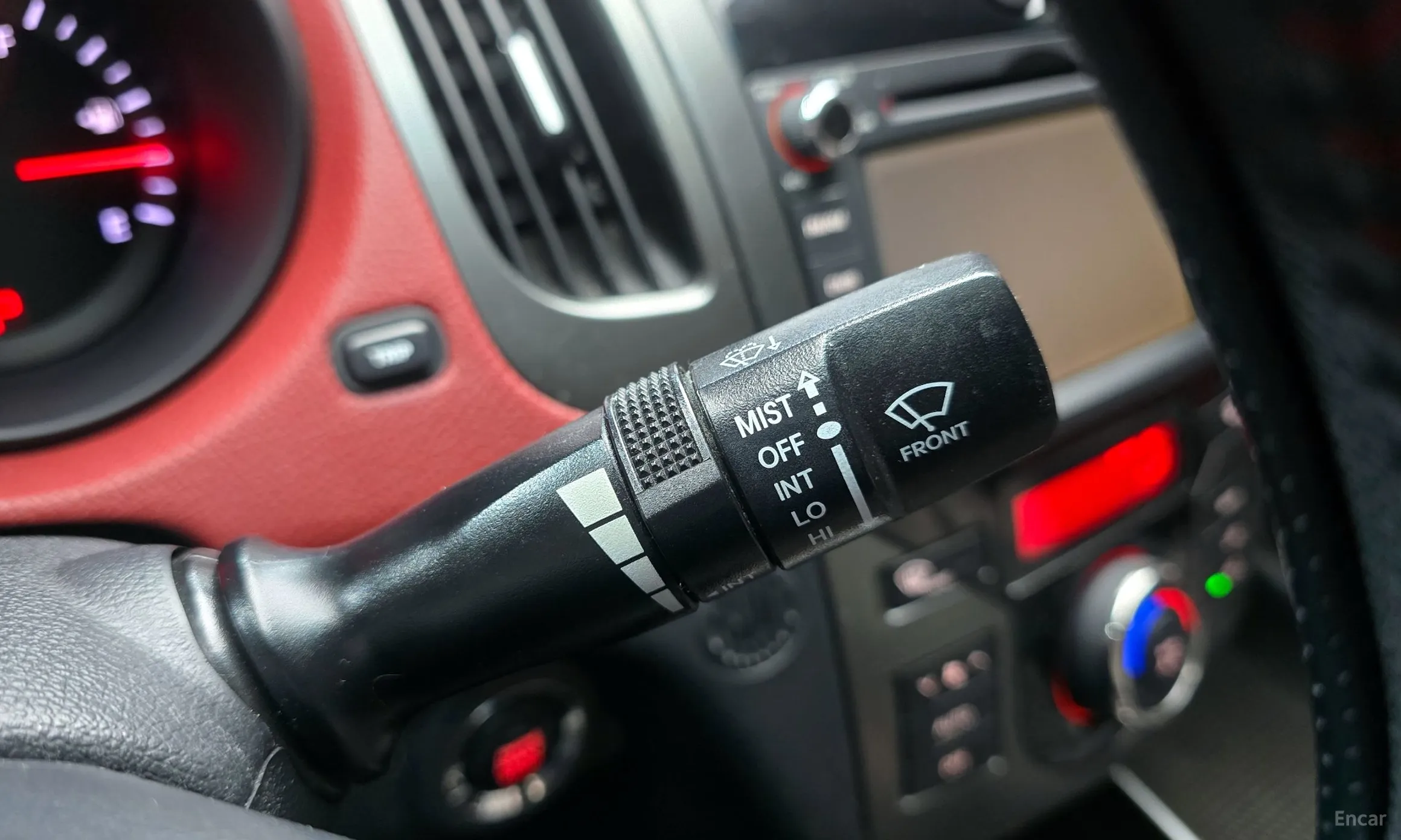 Kia Forte Coop превью 18