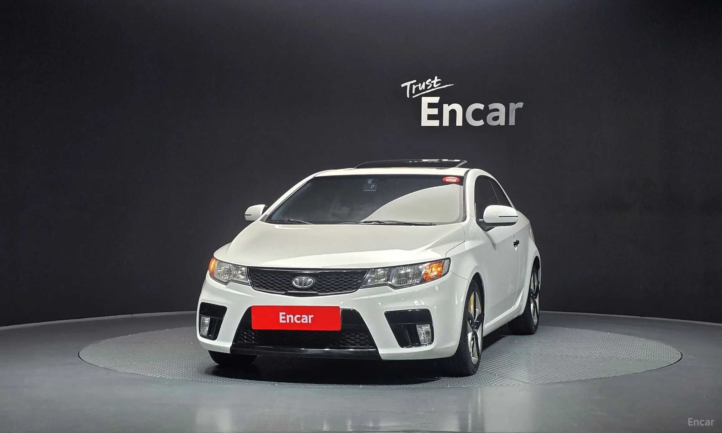 Kia Forte Coop превью 3