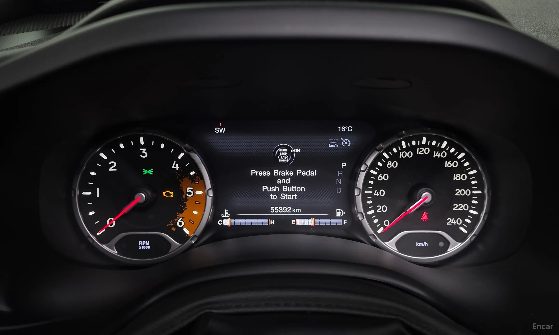 Jeep Renegade превью 8