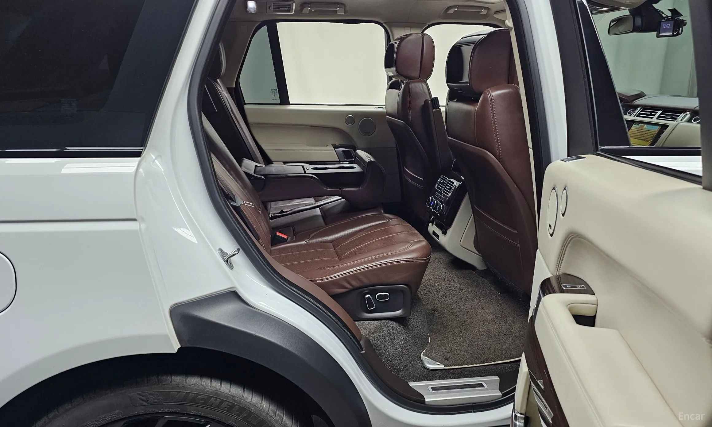 Land Rover Range Rover 4th Generation превью 12
