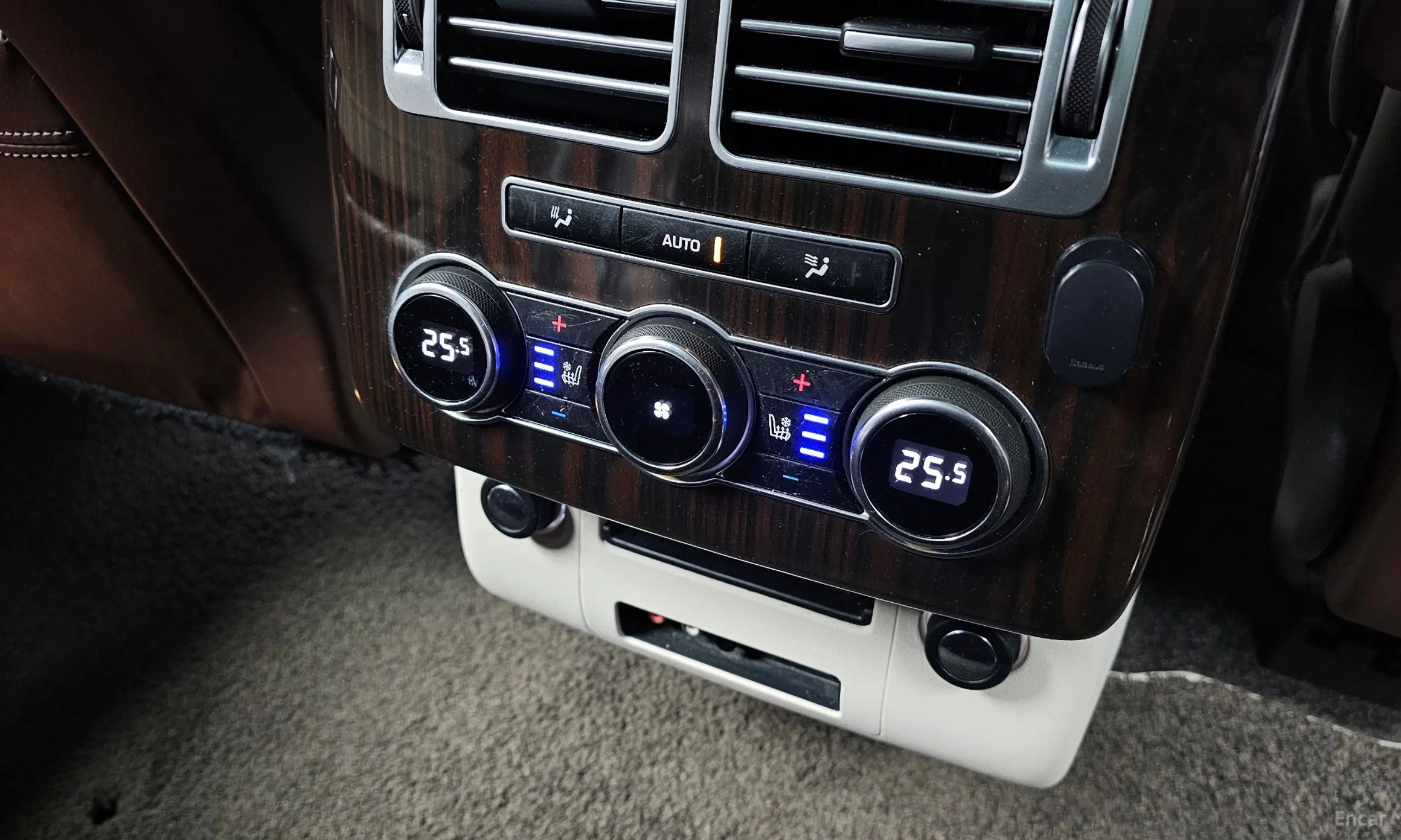Land Rover Range Rover 4th Generation превью 18