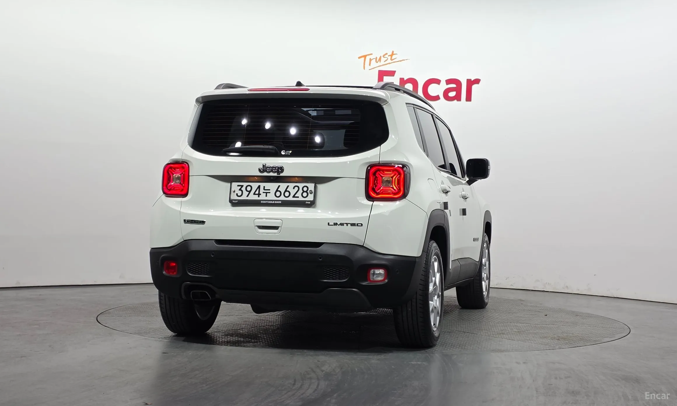 Jeep Renegade превью 4