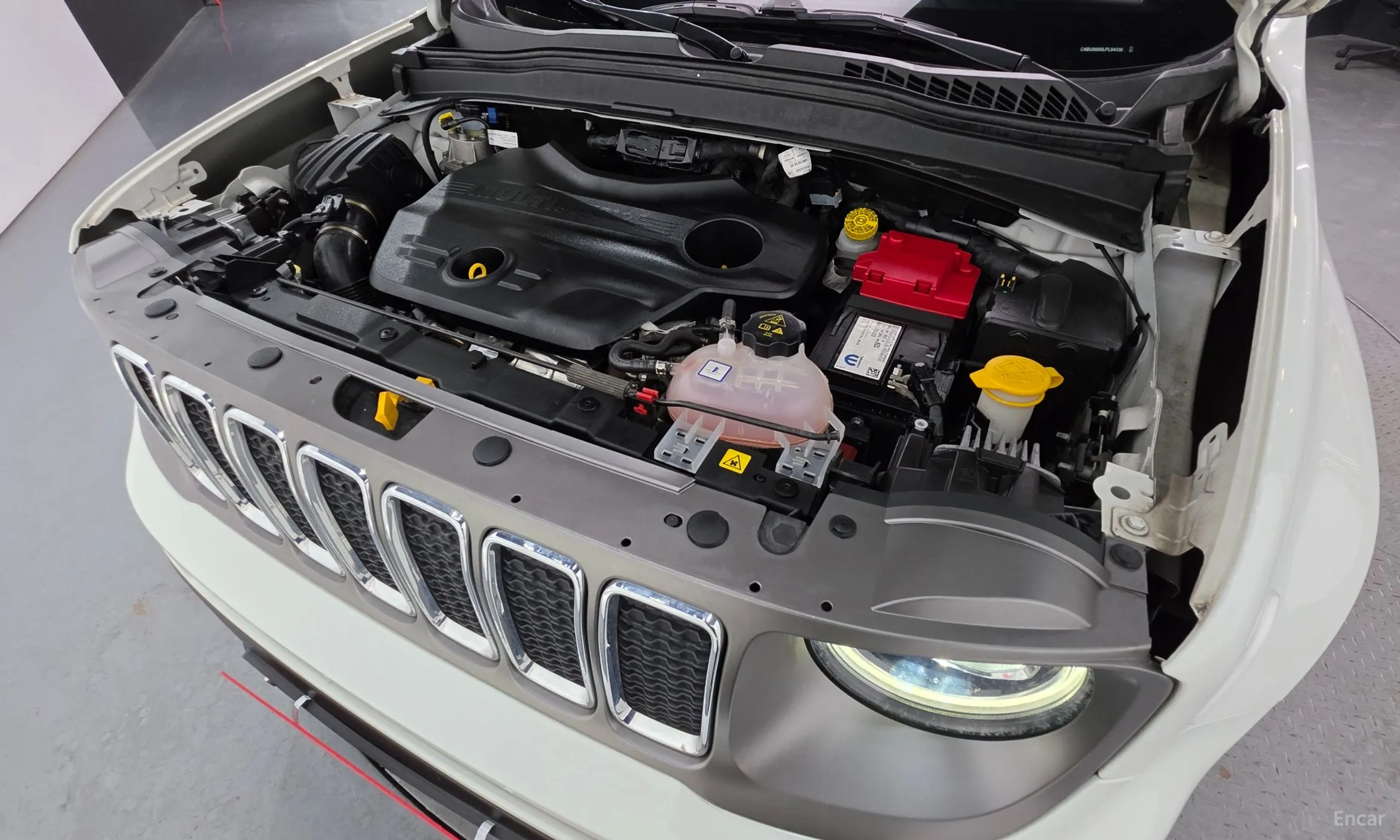 Jeep Renegade превью 6