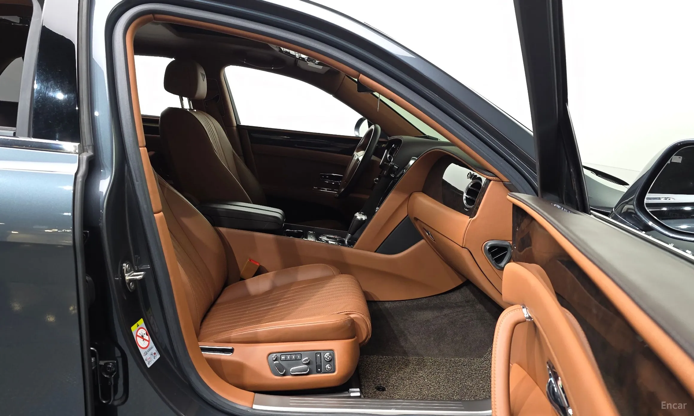 Bentley Flying Spur 2nd Generation превью 11