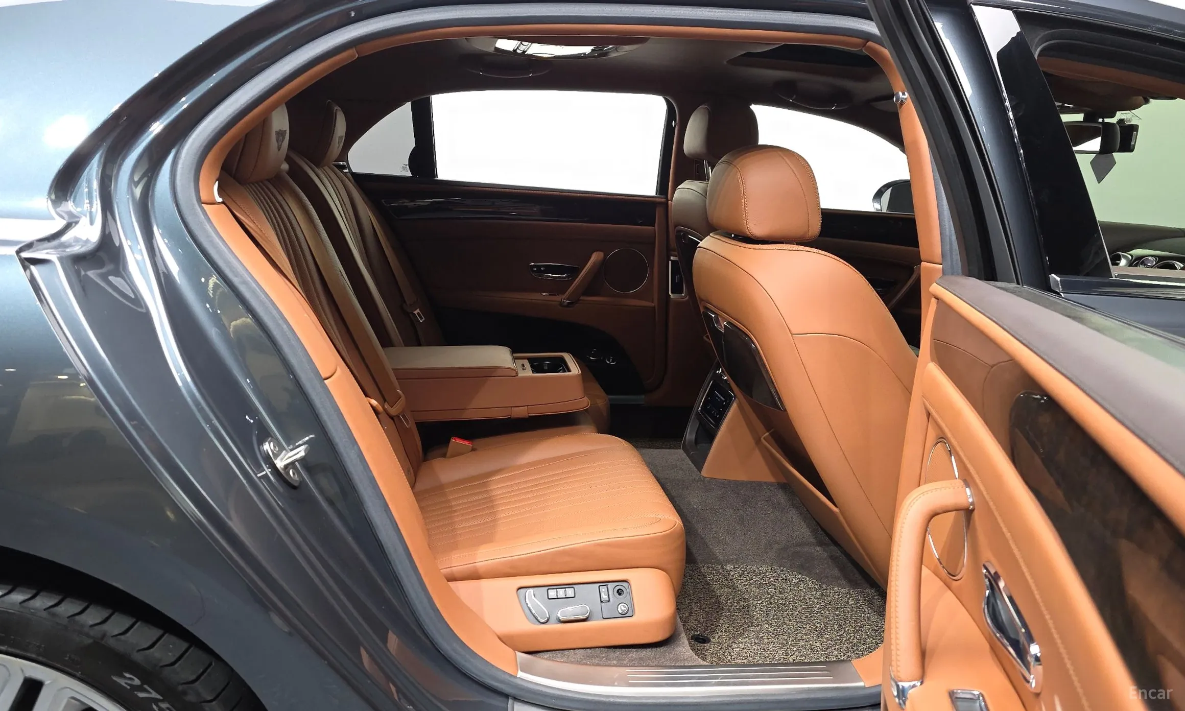 Bentley Flying Spur 2nd Generation превью 12