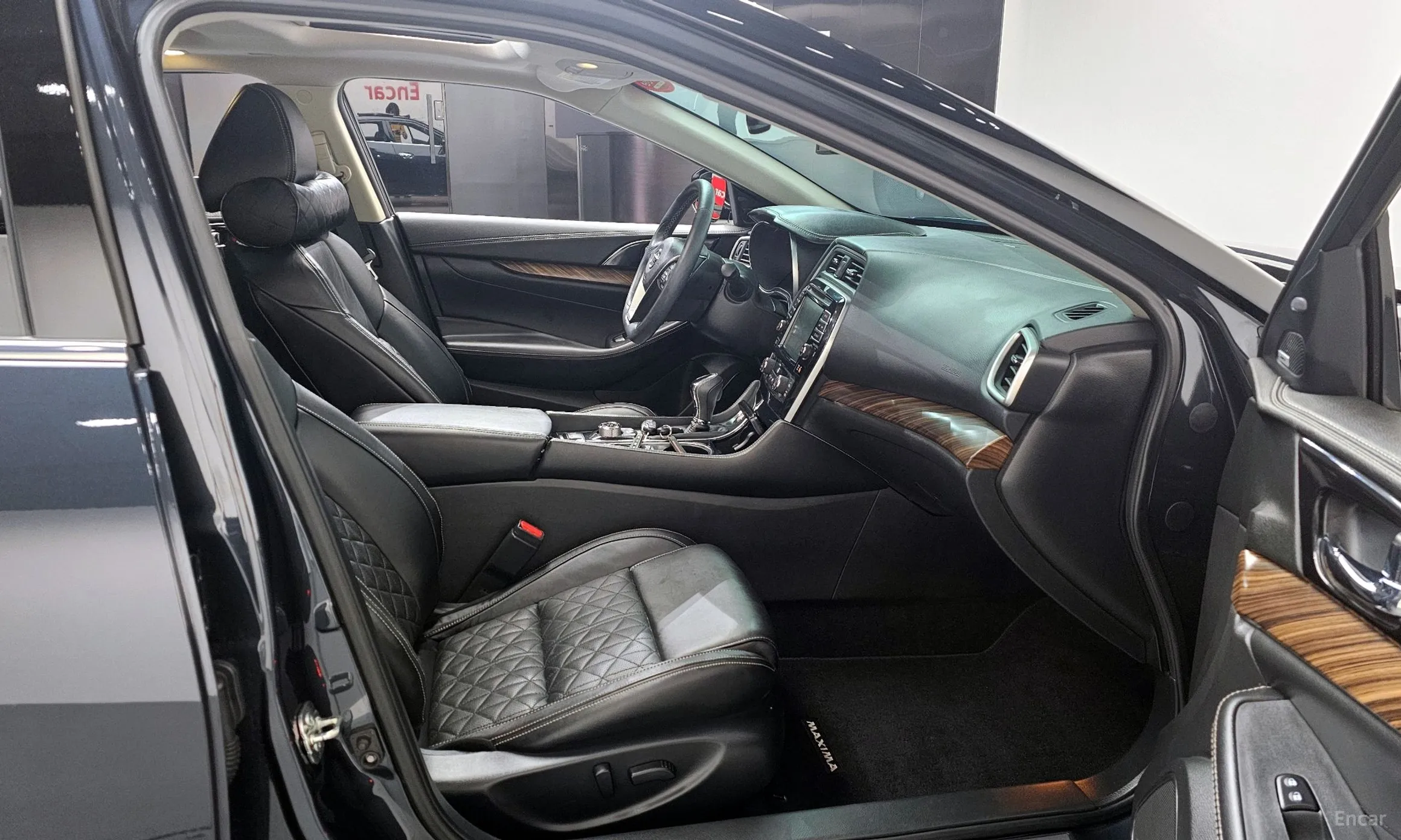 Nissan Maxima (A36) превью 10