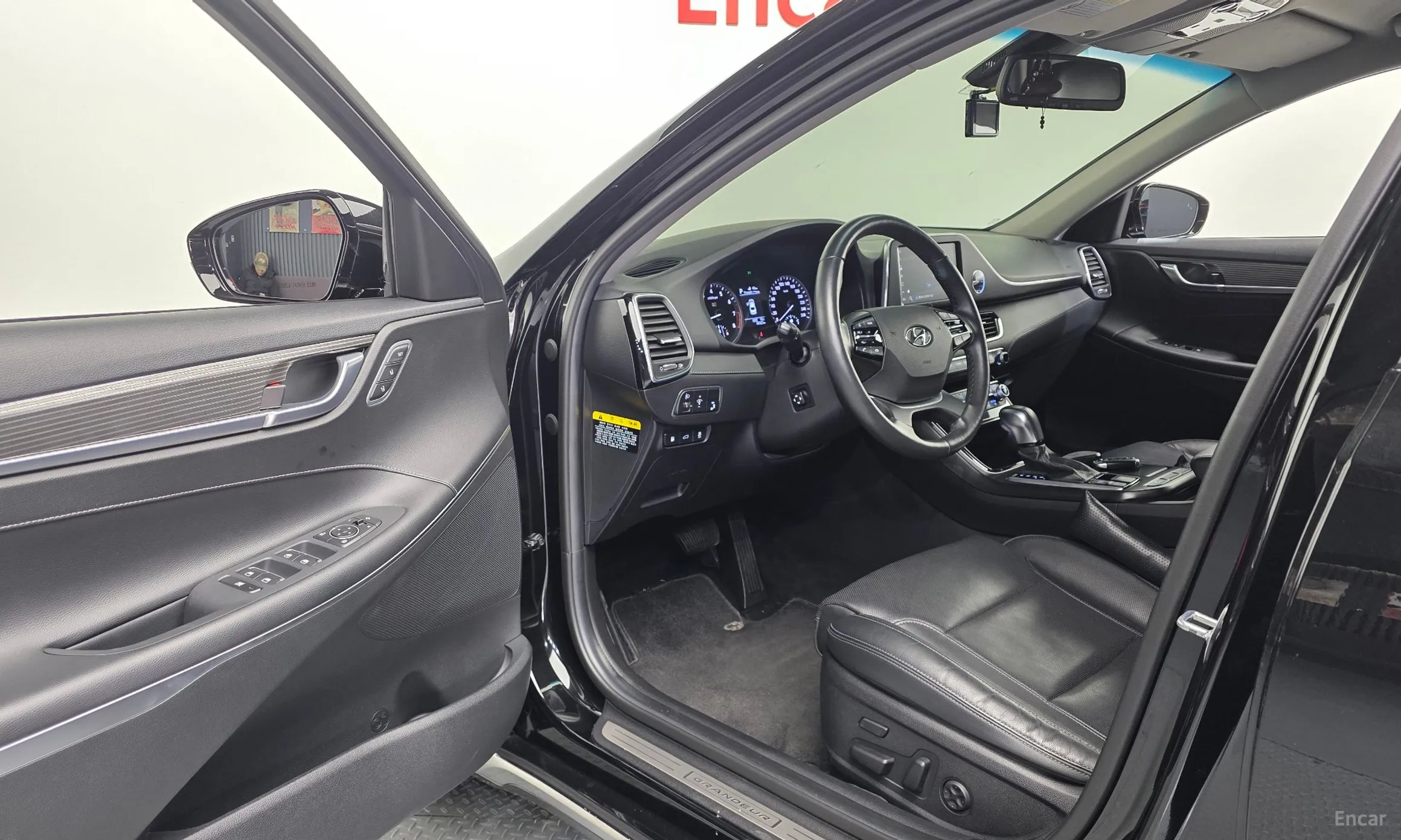 Hyundai Grandeur IG превью 10