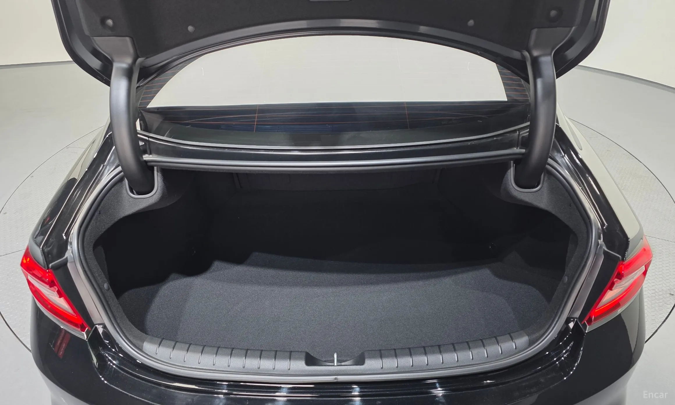 Hyundai Grandeur IG превью 20