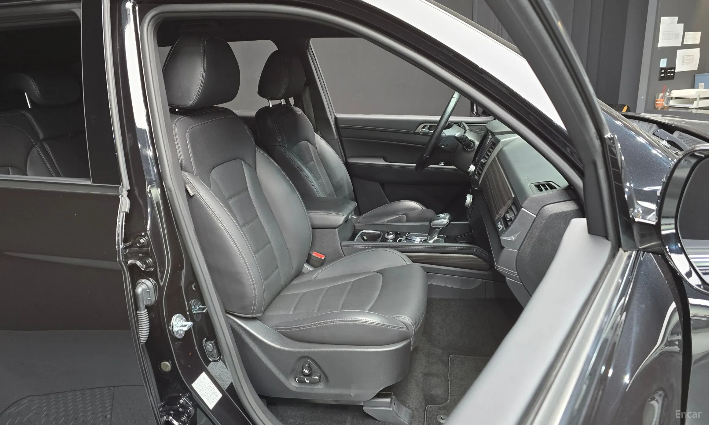 KG Mobility (SsangYong) G4 Rexton превью 12