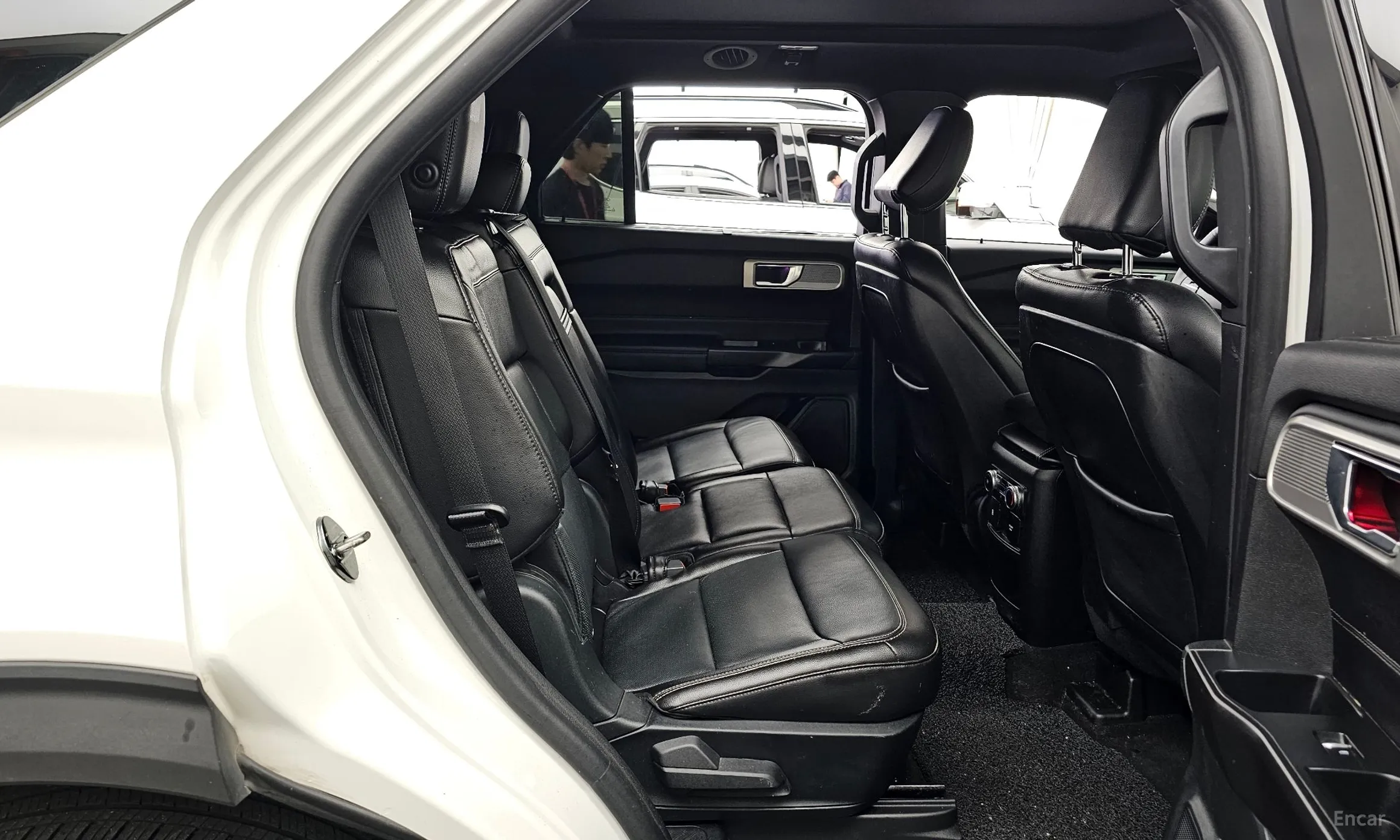 Ford Explorer 6th Generation превью 12