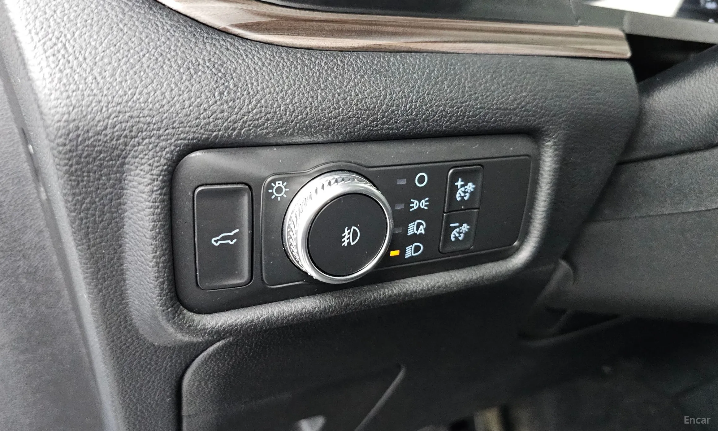 Ford Explorer 6th Generation превью 18