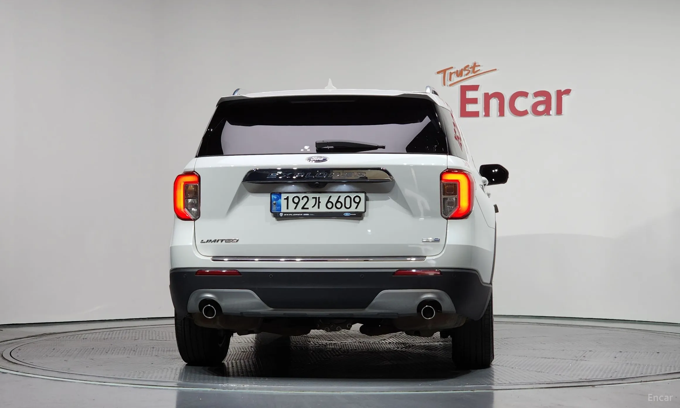 Ford Explorer 6th Generation превью 4
