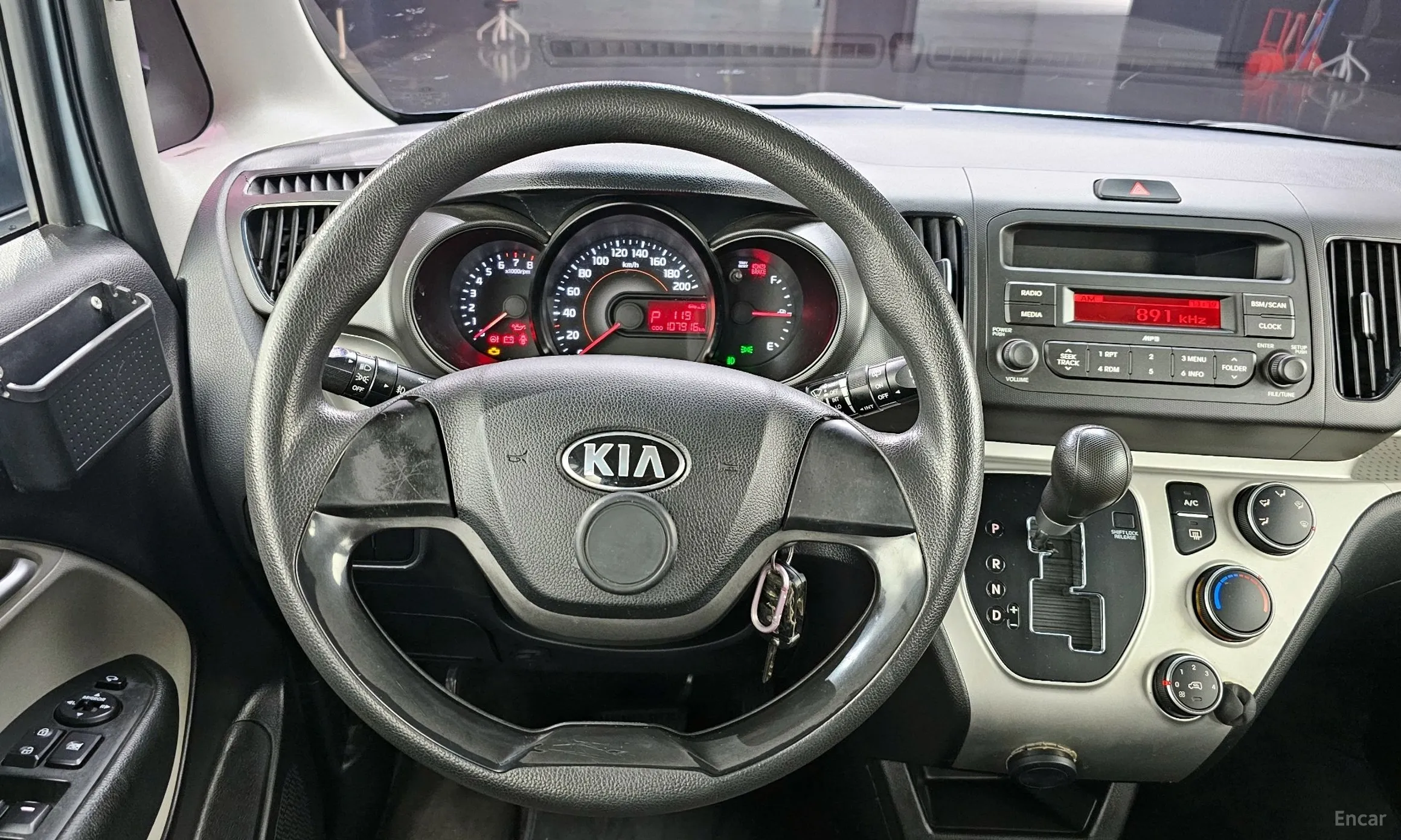 Kia Ray превью 14