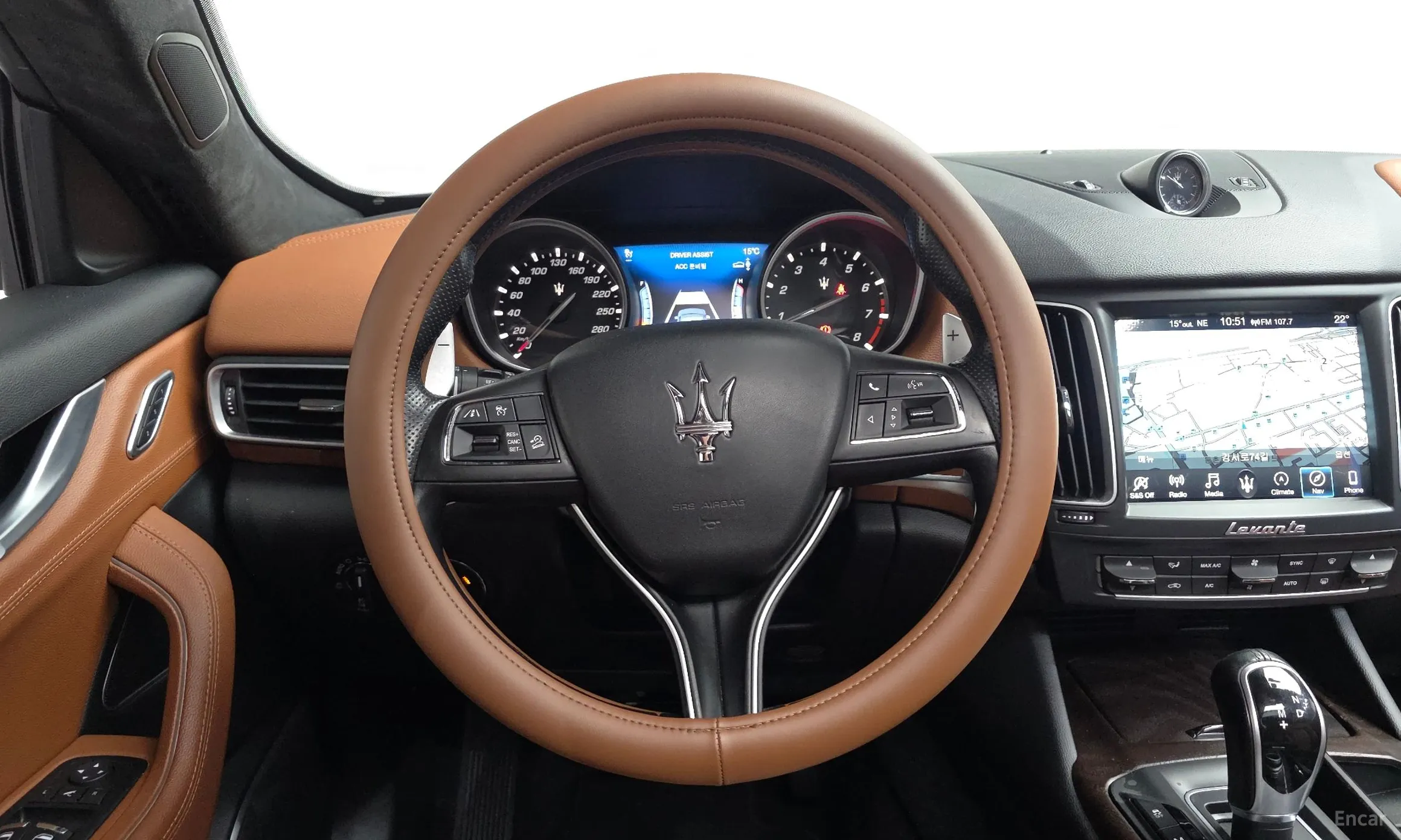 Maserati Levante превью 13