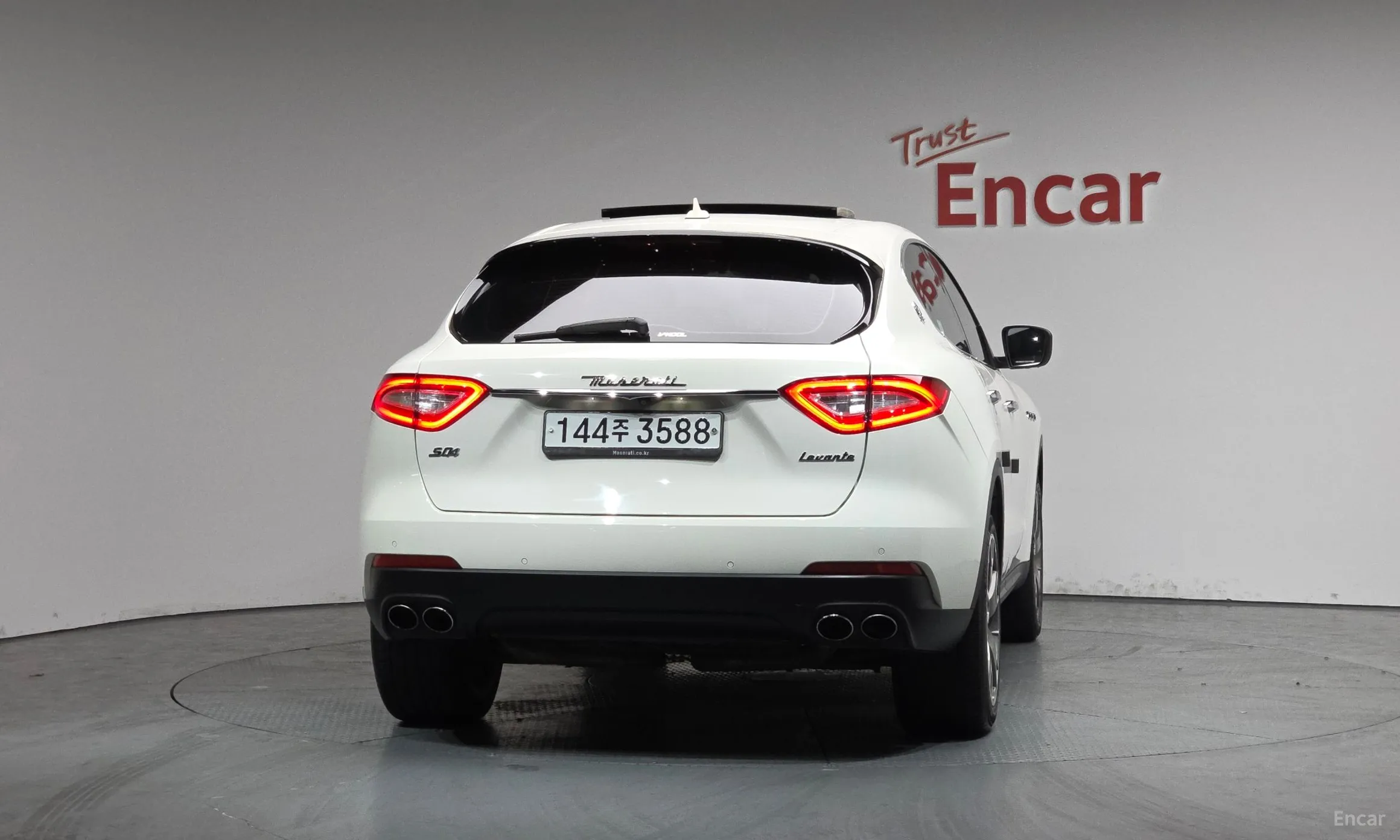 Maserati Levante превью 4