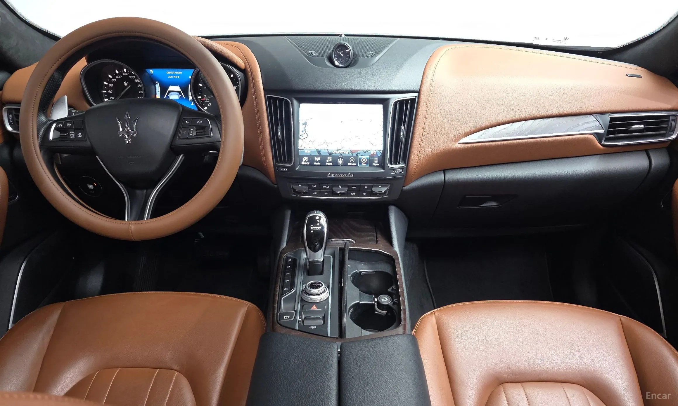Maserati Levante превью 7